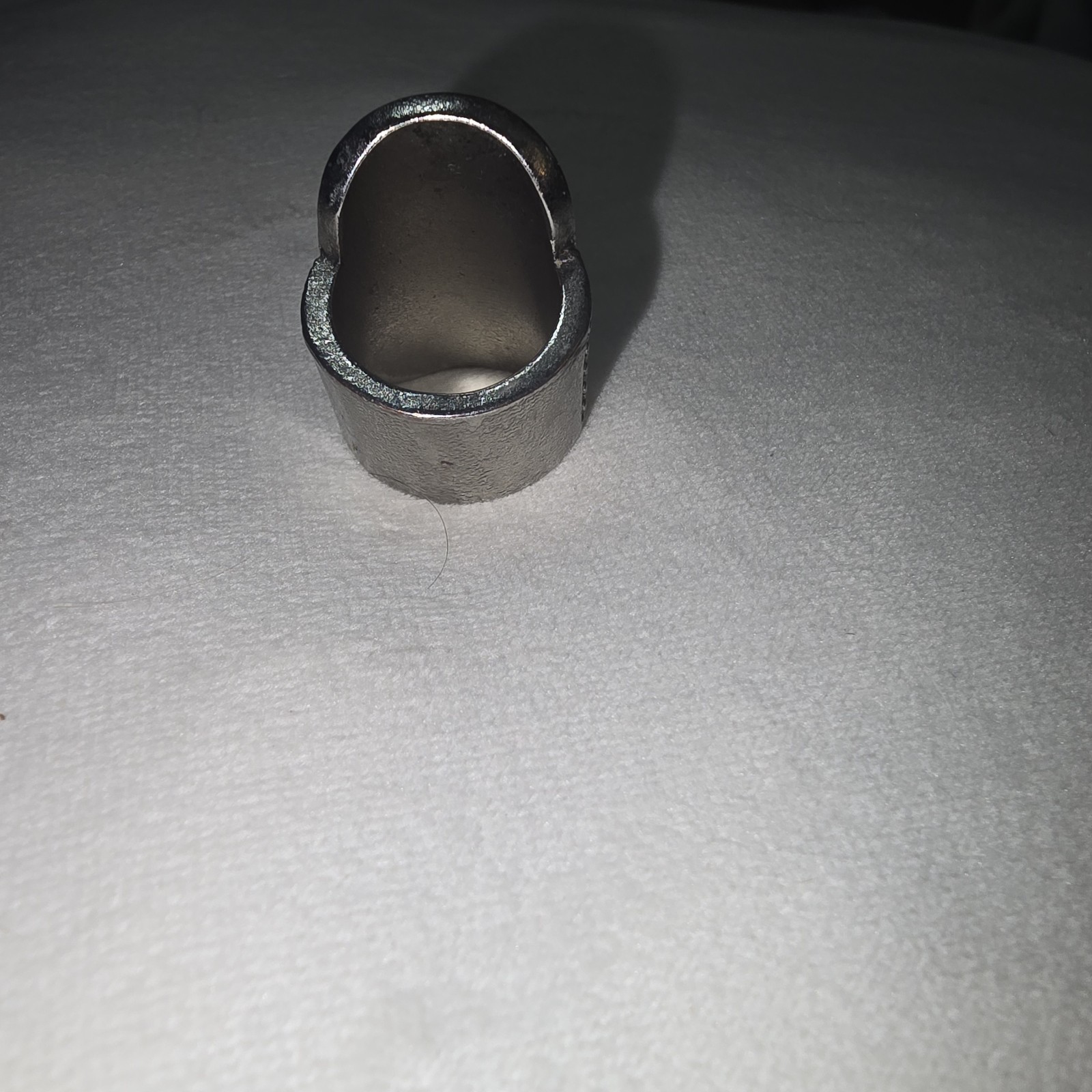 VINTAGE-RETRO Antique Look Silver Tone w/ Green Gem Dome Ring sz 8