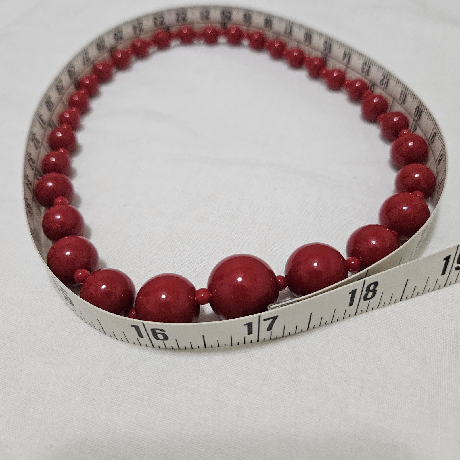 Vintage Red Beaded Choker Necklace, Stretch, Beads Graduated In Size
