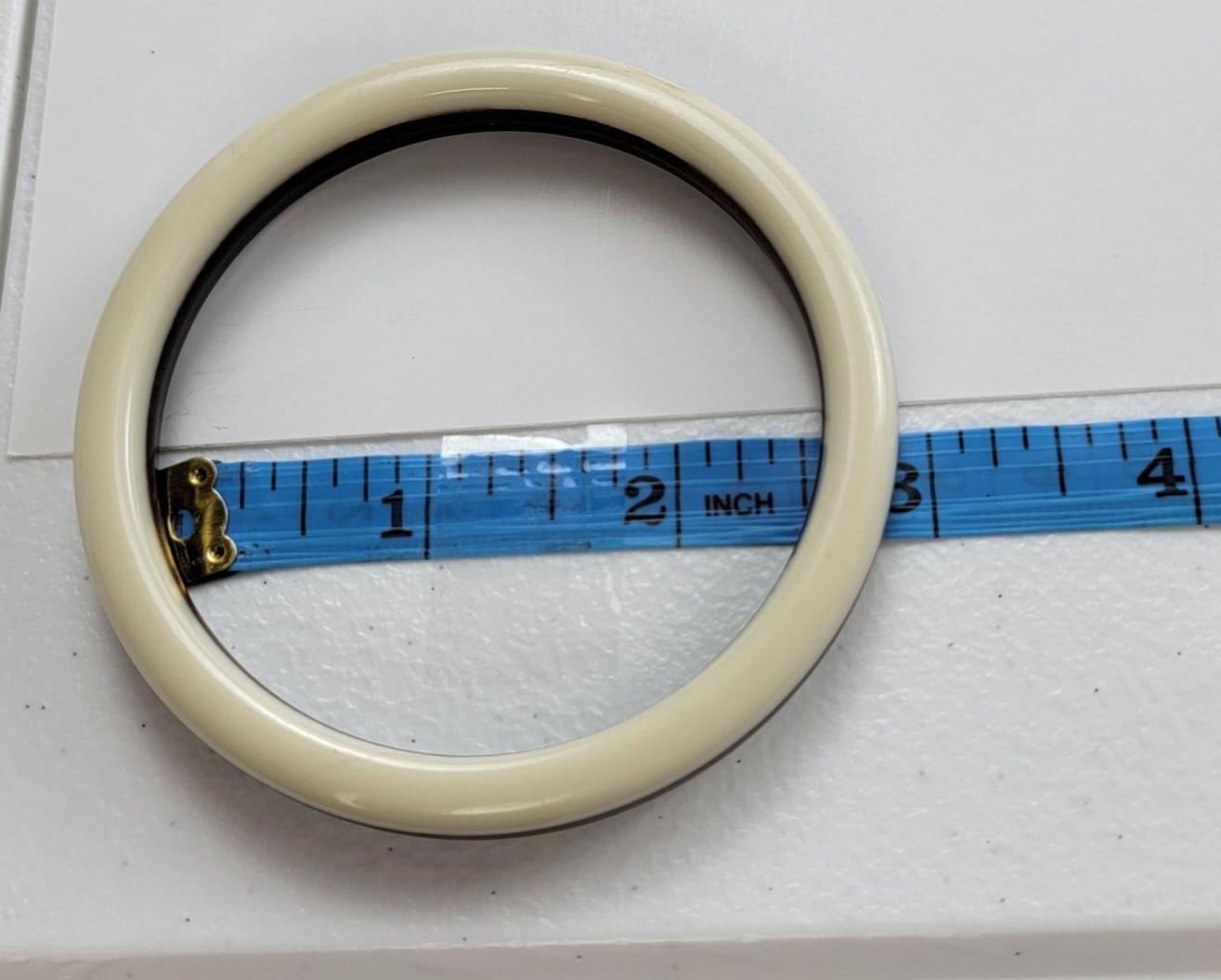 Vtg. Bangle Bracelet 8″ Three Tone Brown Wood Black and Cream Lucite Mid Century