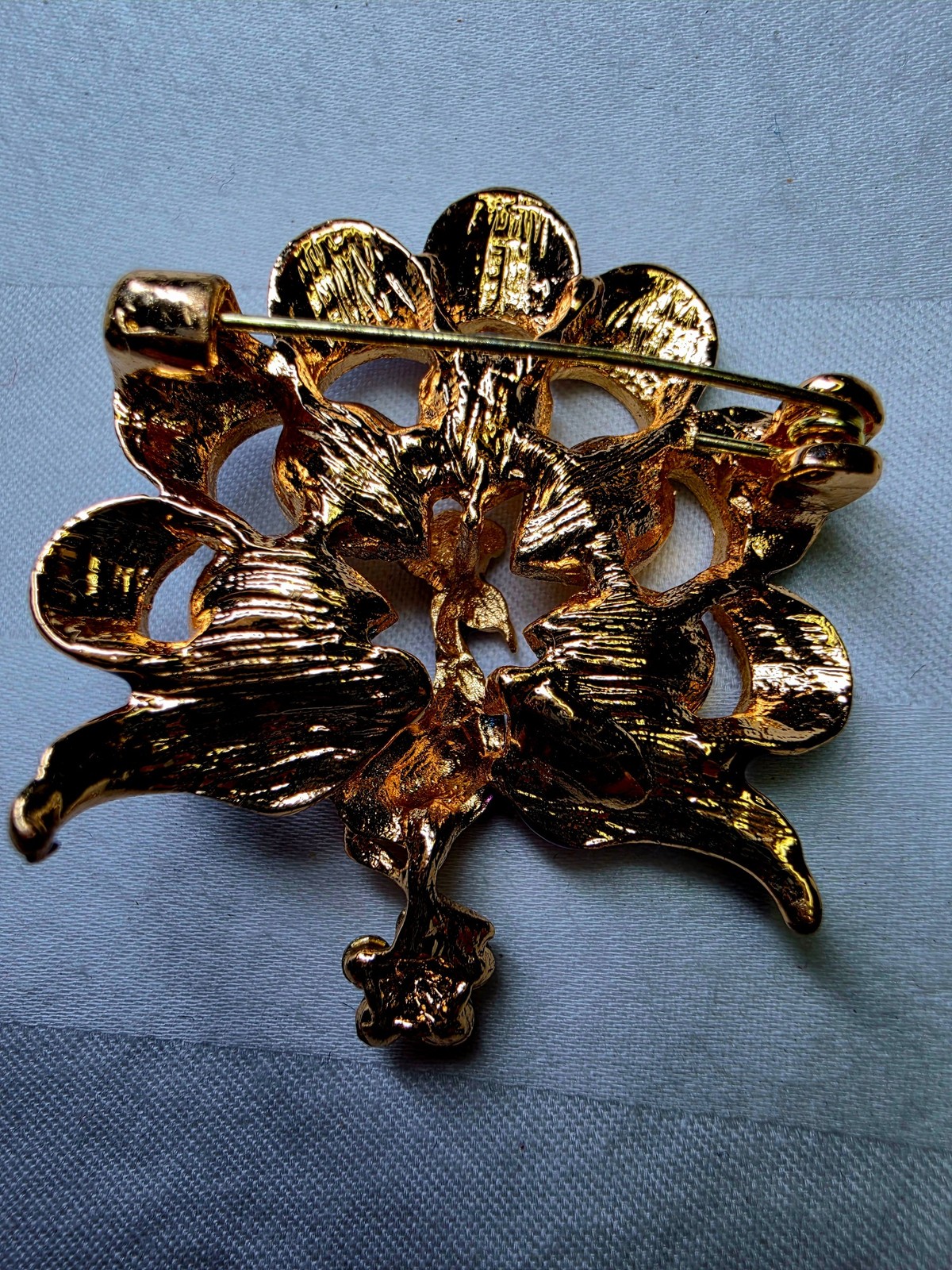 Vintage Gold Tone Peacock Brooch Purple Blue Enamel Rhinestone Estate Jewelry