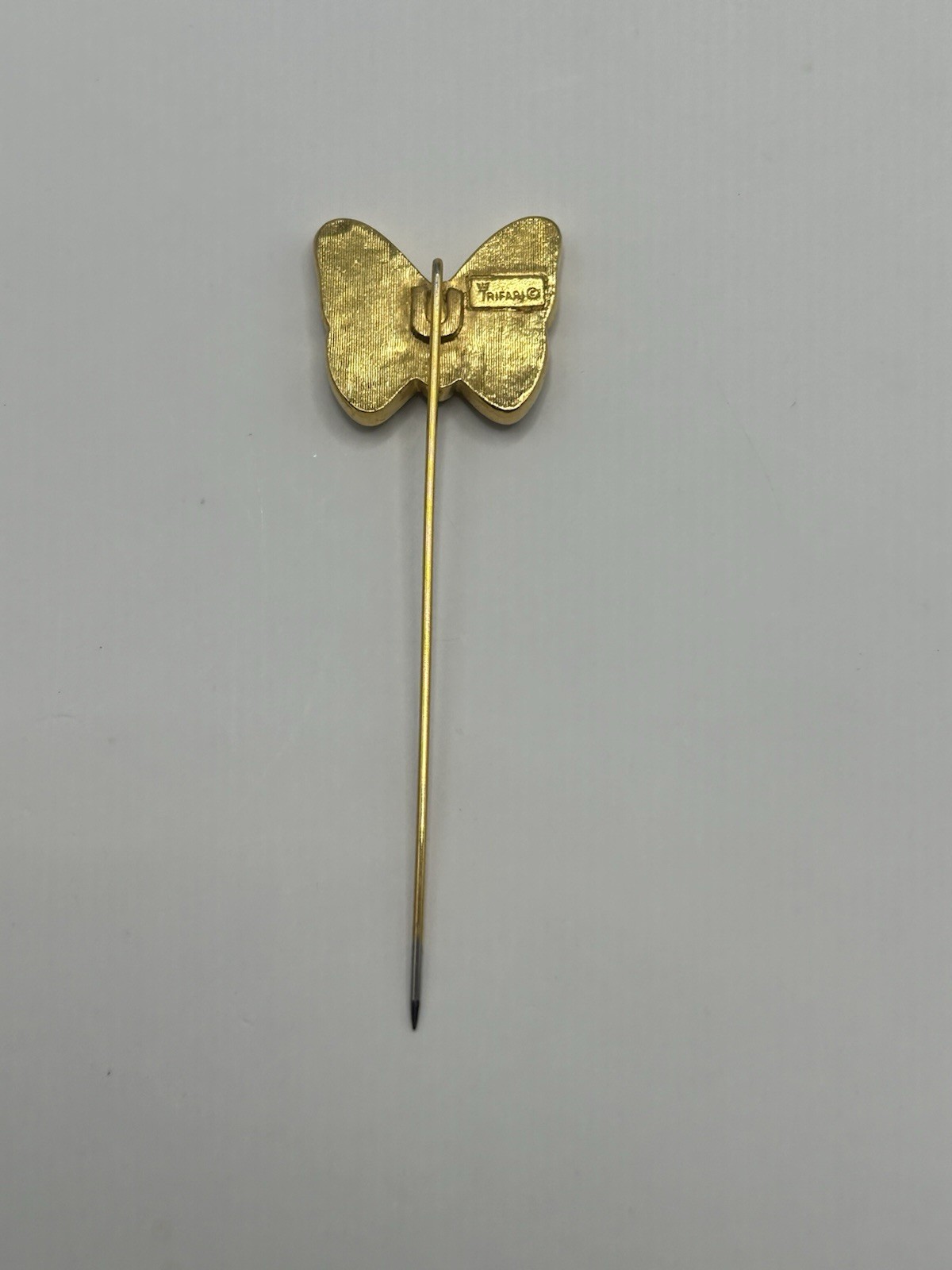 Vintage 1960’S CROWN TRIFARI GOLD-TONE FINISH ENAMEL BUTTERFLY STICK PIN lovely