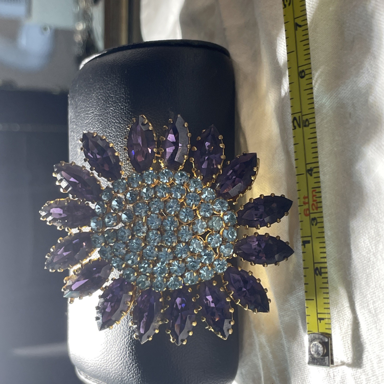 Vintage Blue And Purple Made In Austria Stamped Rhinestone And Gold Tone Brooch