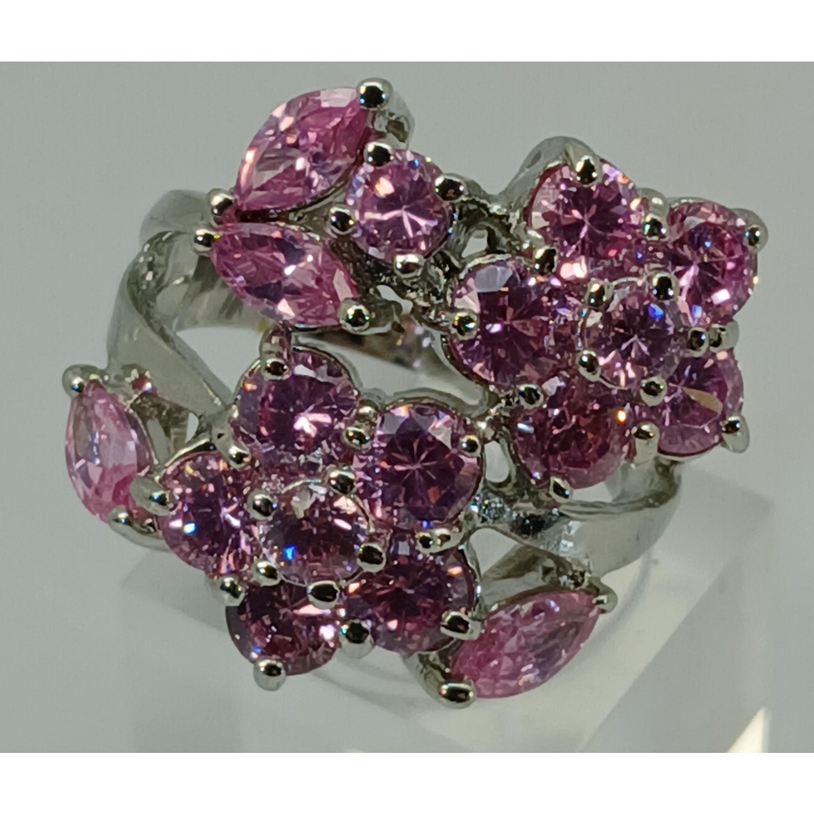 Vintage Ring Size 6.75 Silver Tone White Gold GP Purple Sim Diamond CZ Cocktail