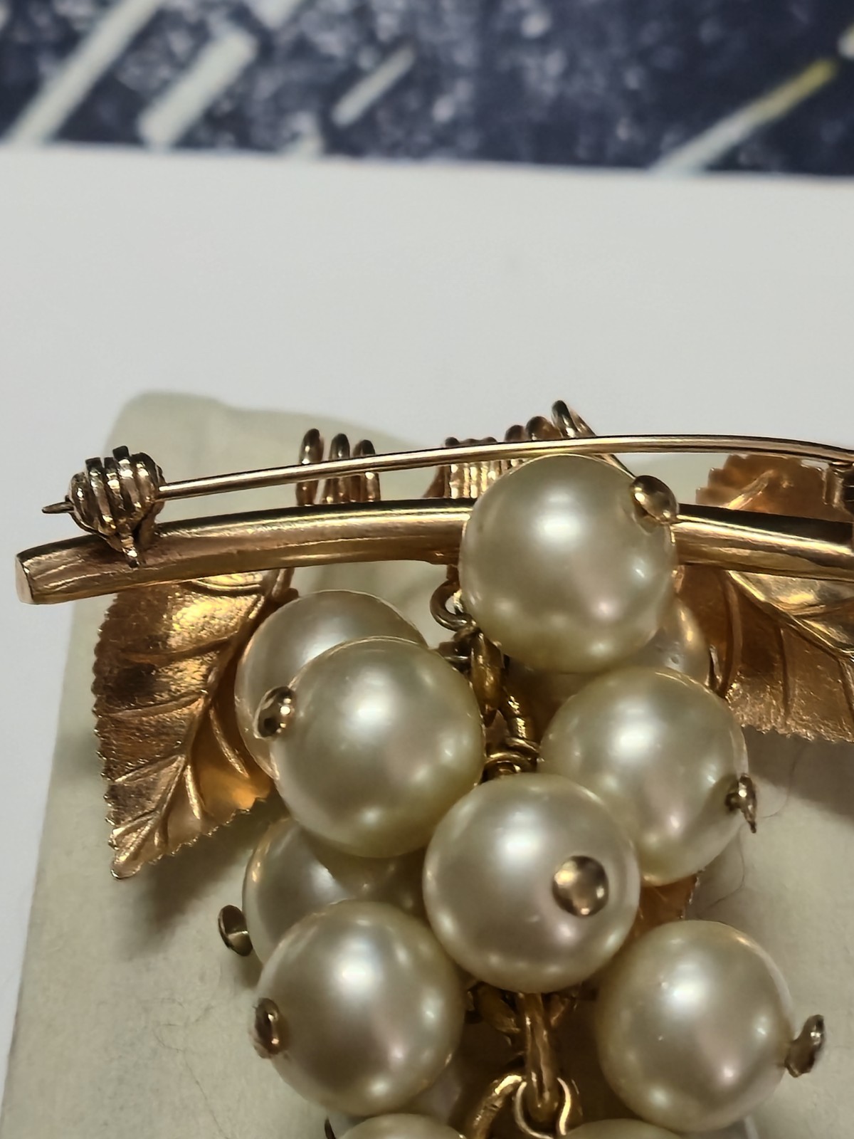 Vintage 1940s Gold Plated Faux Pearl Brooch In Form Of A Bunch Of Grapes