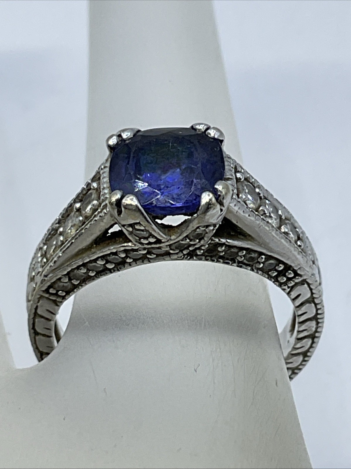 Ladies Ring Solid 14K White Gold Cushion Blue Stone & Diamonds VINTAGE HANDMADE