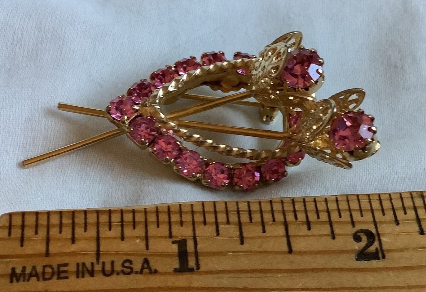 Vintage Goldtone & Pink Rhinestone Flowers Pin Brooch Approximately 1″ x 2″