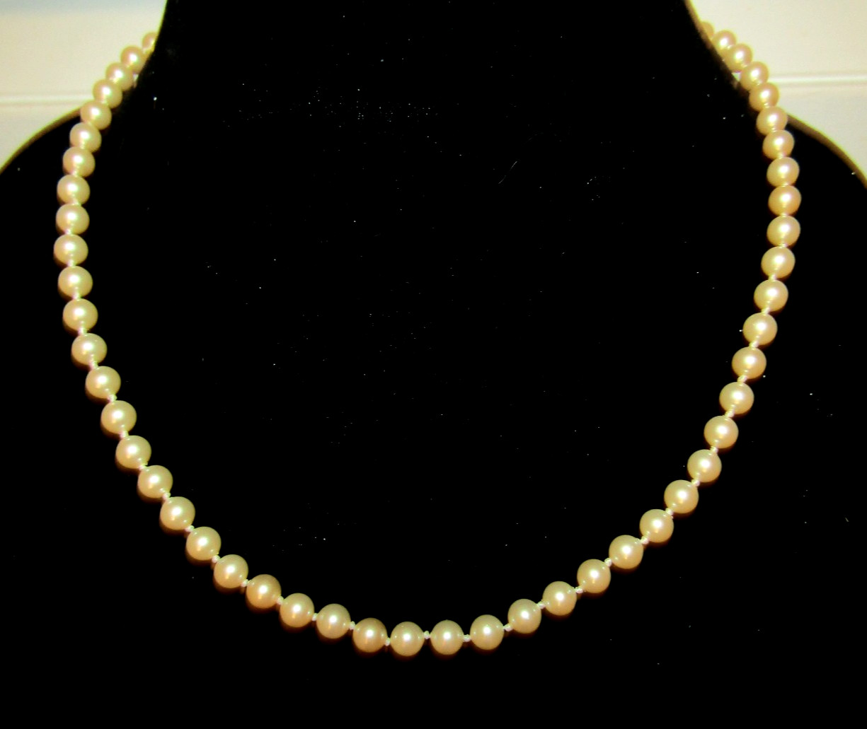 Vintage hand knotted signed Monet 20″ Classic Faux Pearl Necklace Box Clasp