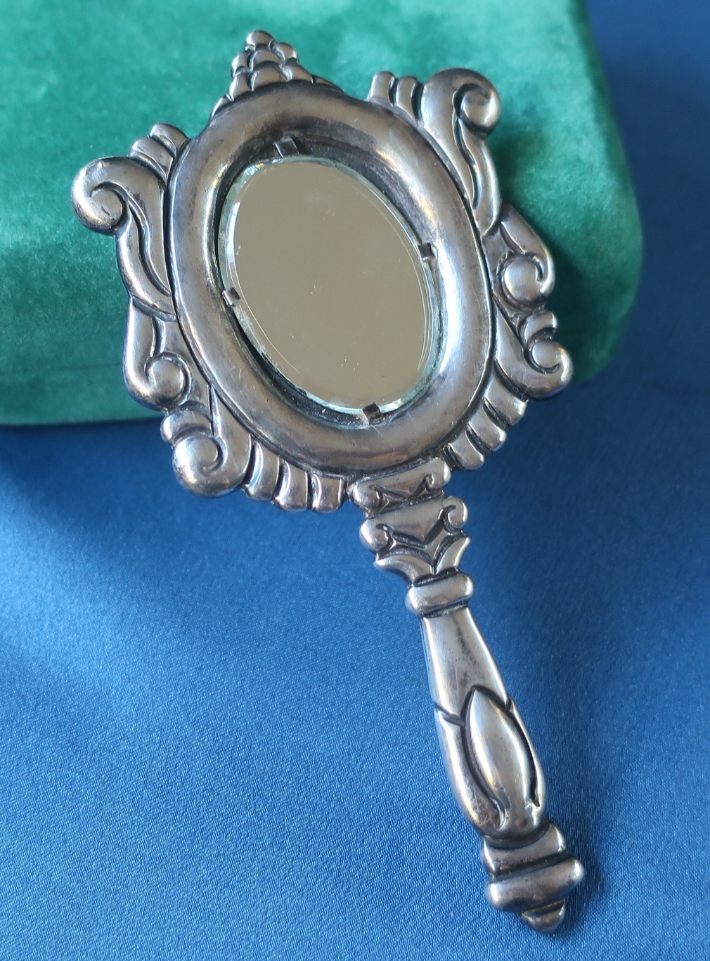 HUGE RARE VINTAGE EARLY LOS CASTILLO TAXCO STERLING SILVER MIRROR PIN