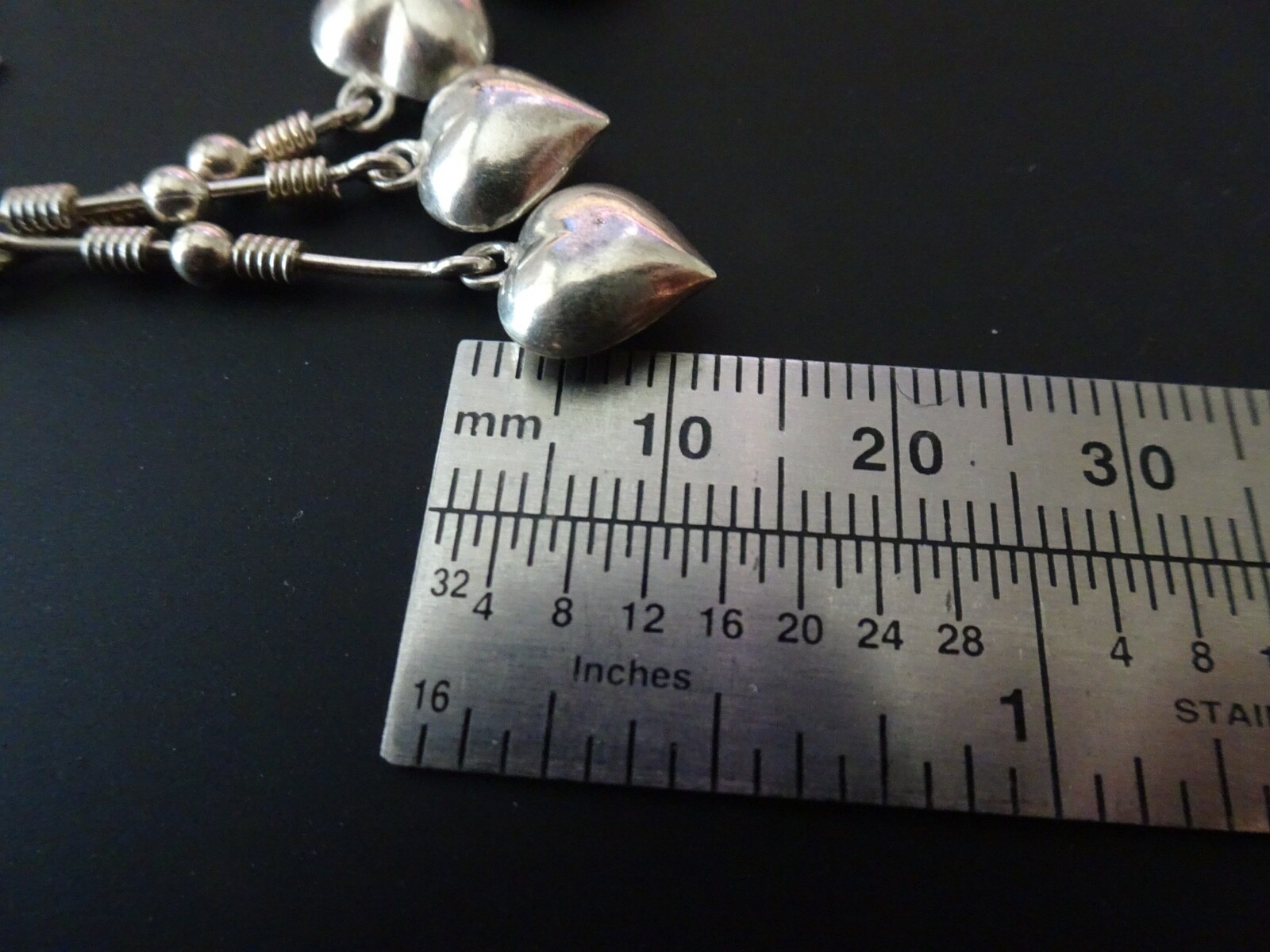 #439–VINTAGE STERLING SILVER PUFF HEART EARRINGS-925