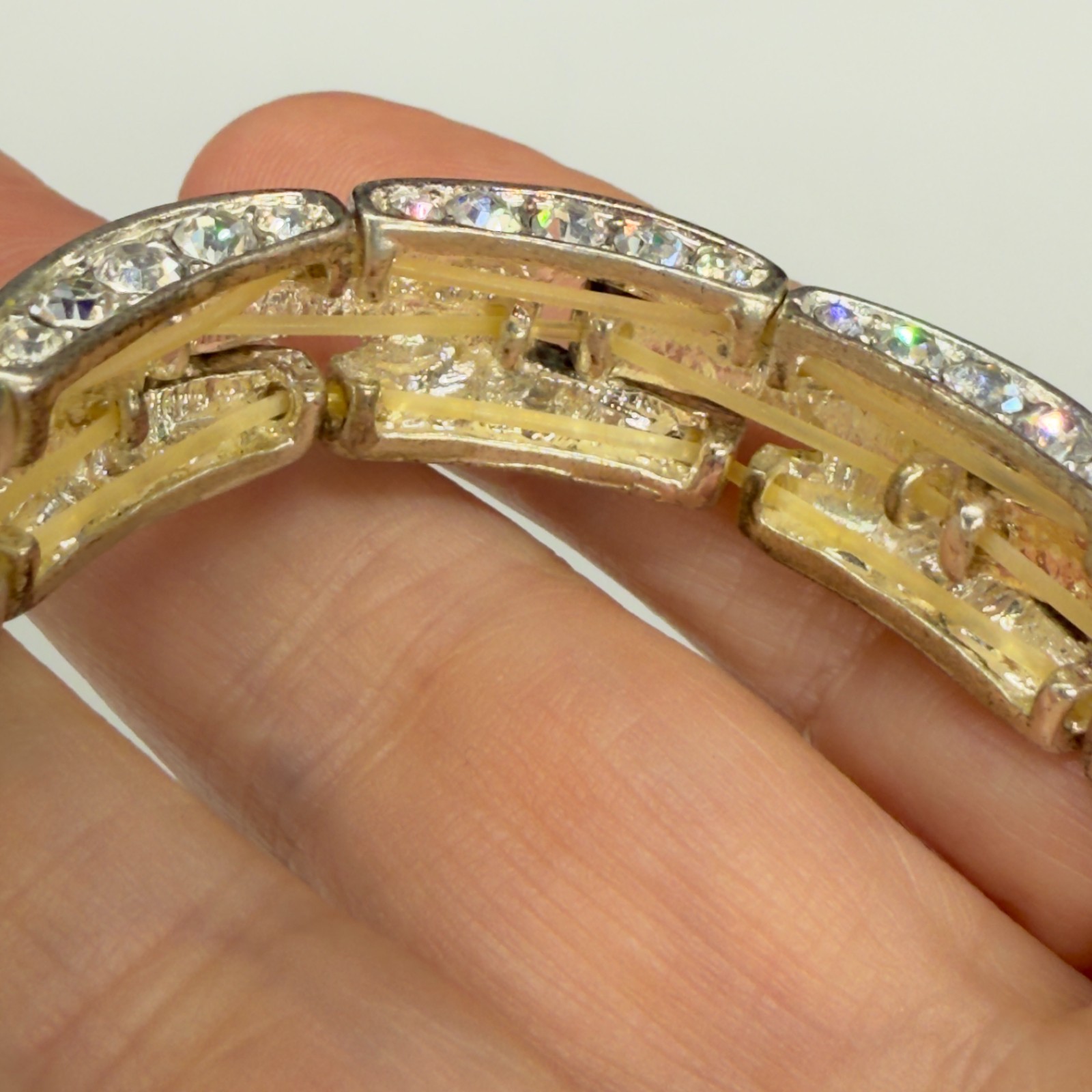 Vintage Bracelet Rhinestone Stretch Banded Bangle READ