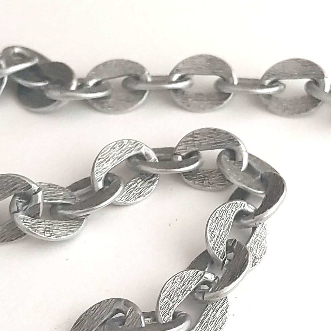 Vintage Silver Tone Chunky Chain Necklace Lightweight Textured 26”