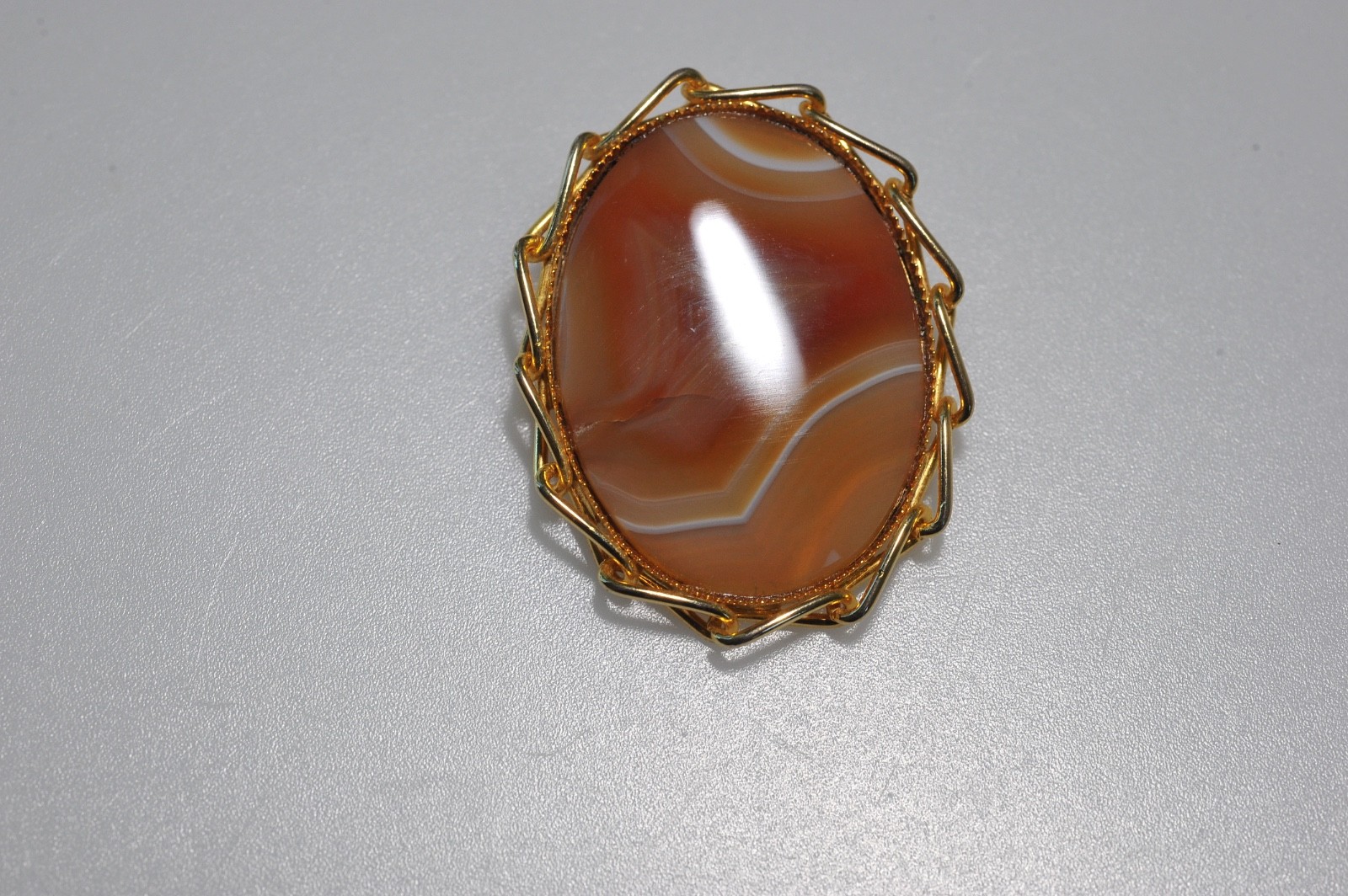 Brooch Pendant gold tone cabochon banded agate oval HL58