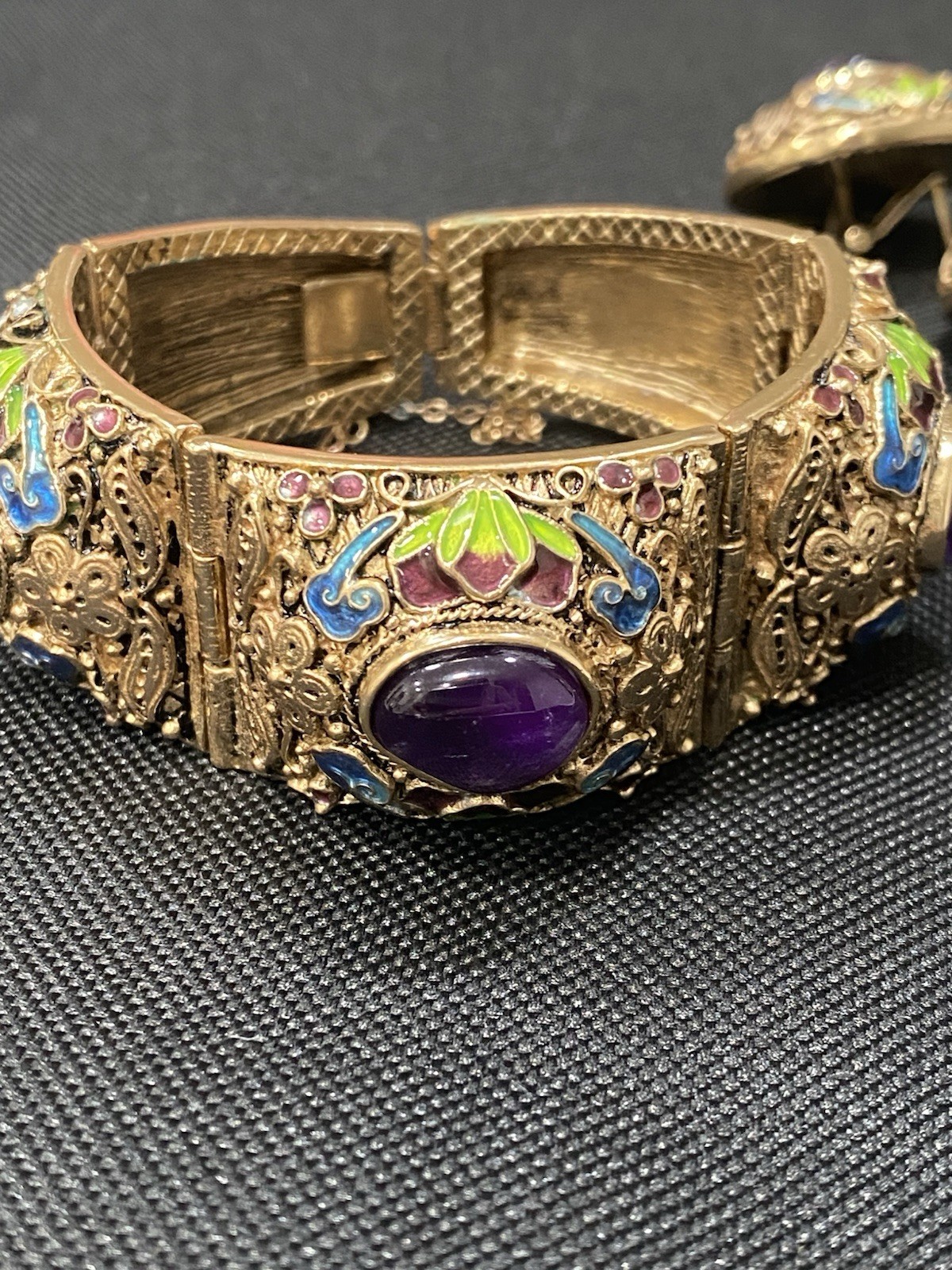 Amy Kahn Russell AKR Enamel & Amethyst Stone Cabochon Bracelet &Earrings Floral