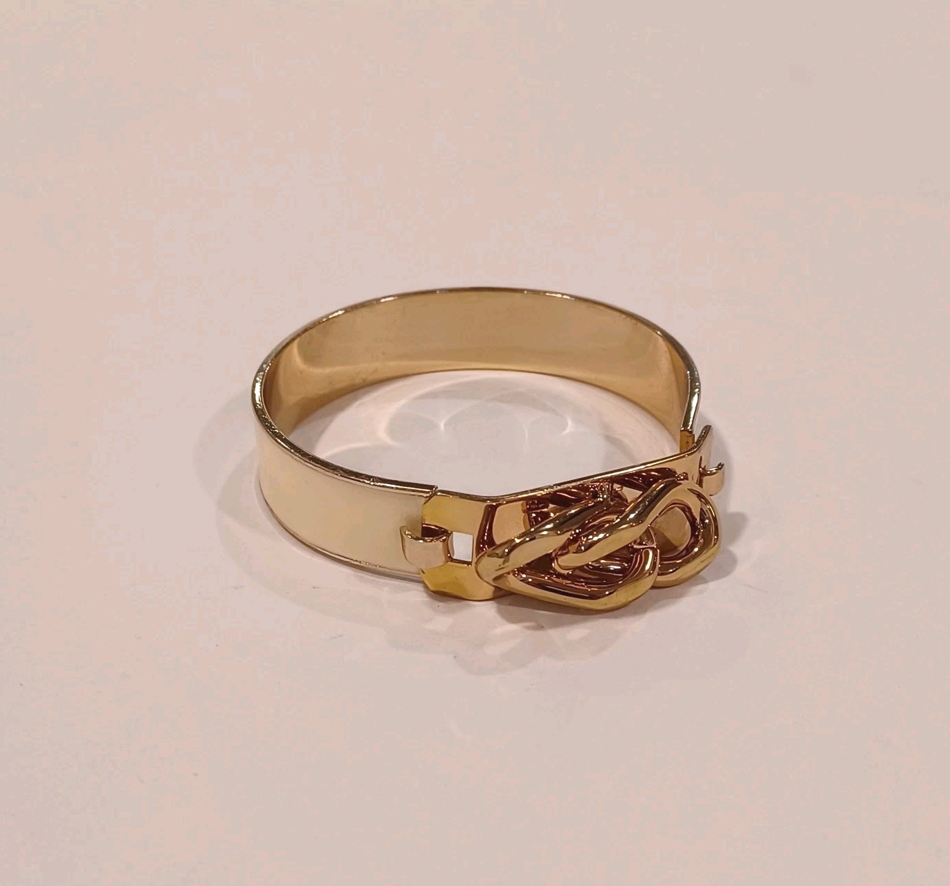 Vintage Gold Tone And Ivory Enamel Chunky Bangle Bracelet 1/2″ Thick Opens
