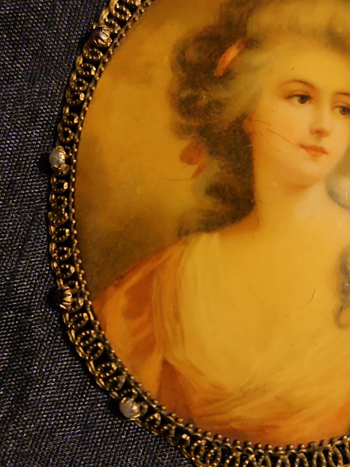 Vintage Portrait Brooch Pin Gold Tone Metal 3″ With Stones