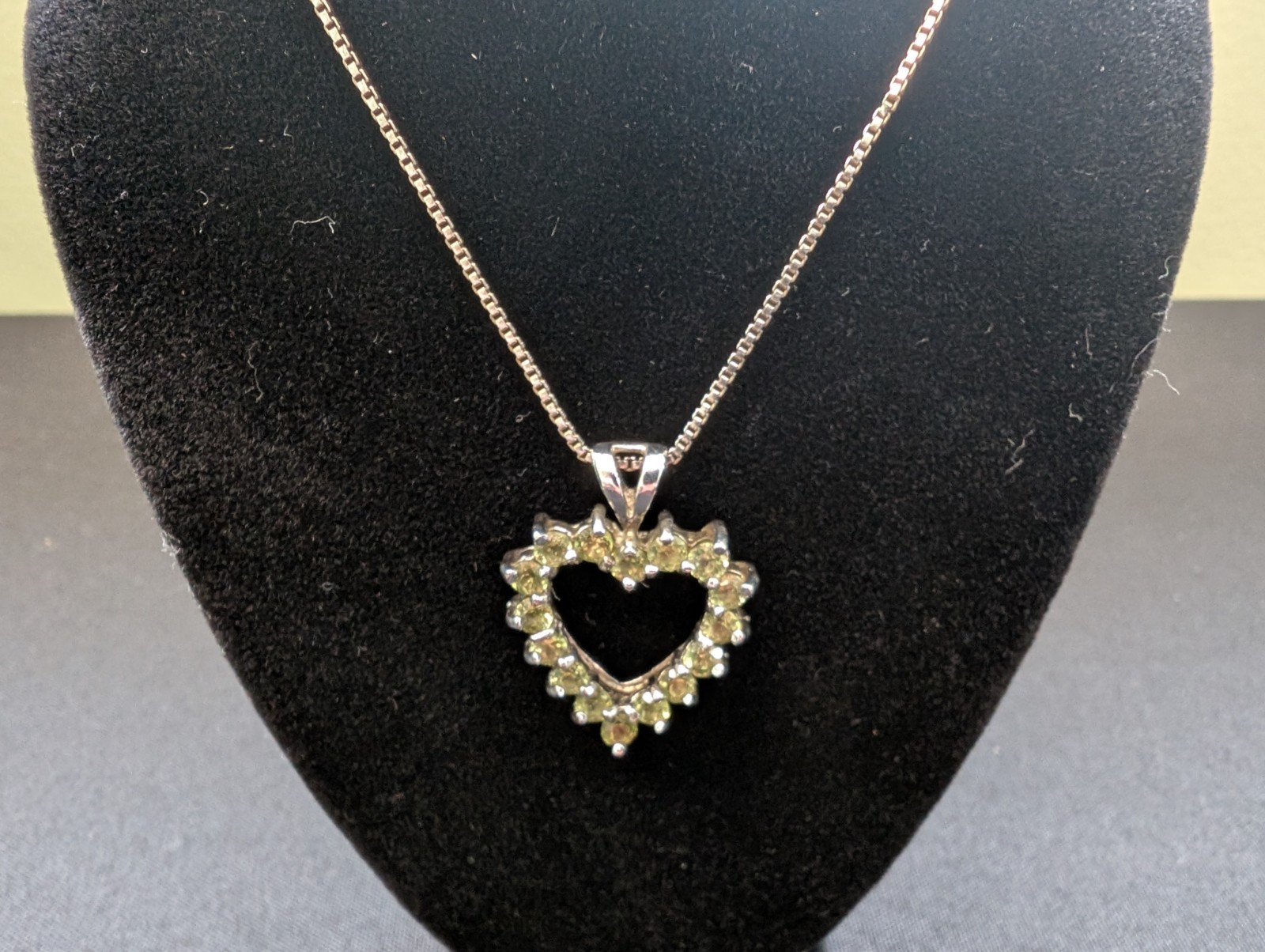 Vintage DBJ Design Sterling Silver Green Peridot Heart Necklace Italy SS Chain