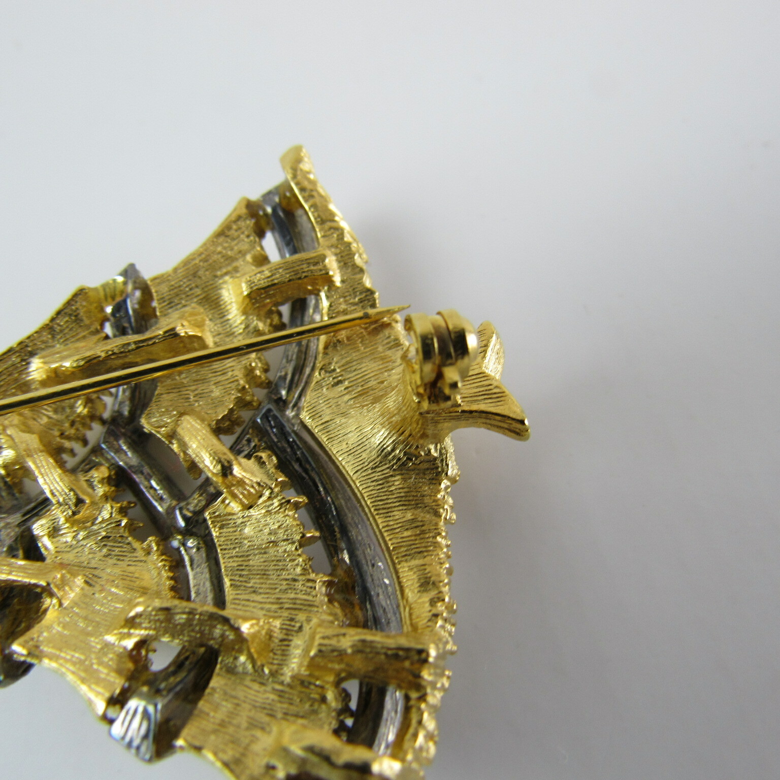 Vintage Christmas Tree Brooch Unsigned Beauty Collectible Jewelry Gift Keepsake