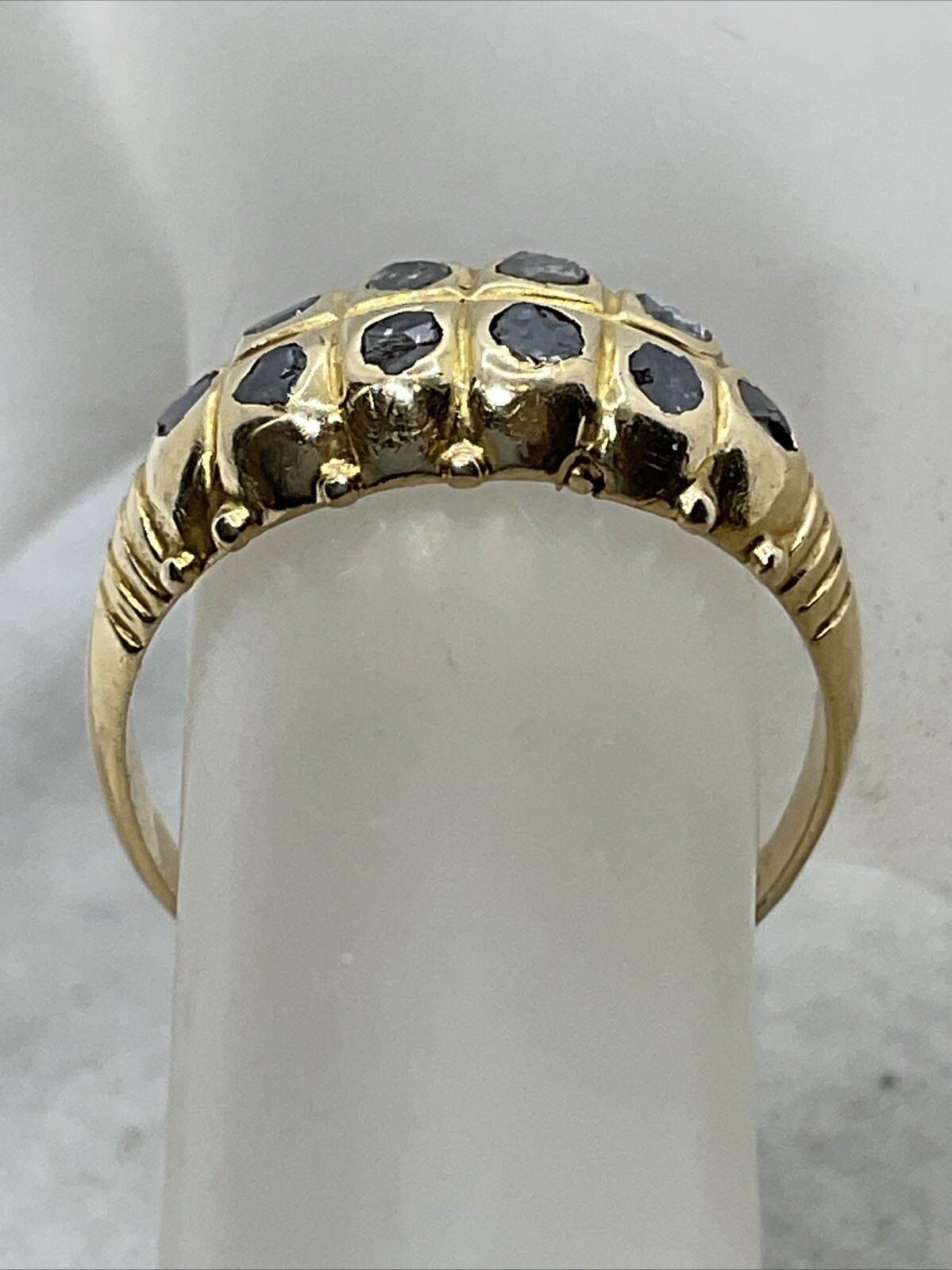 VINTAGE HANDMADE Solid 18K Yellow Gold Rose Cut Diamonds Ladies Band Ring 2gr.