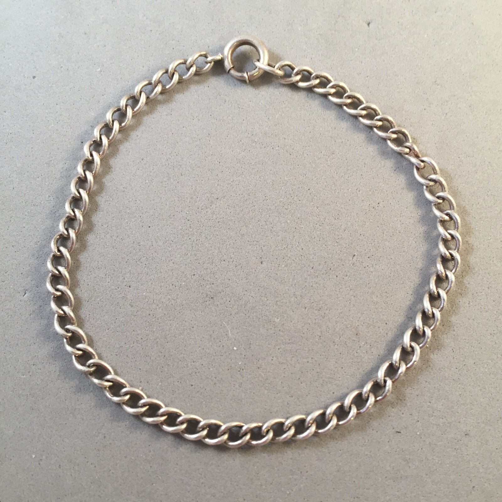 VINTAGE Silver CHARM BRACELET Narrow Curb Link Starter 7″ Estate VB33