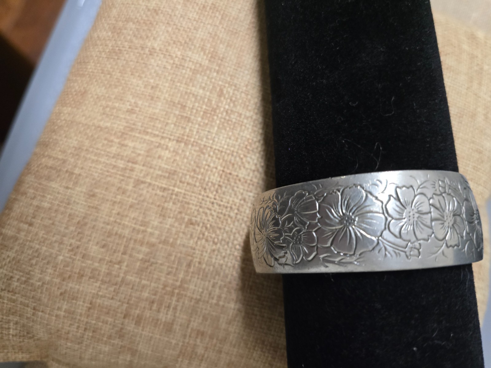 SALISBURY PEWTER “COSMOS” BRACELET