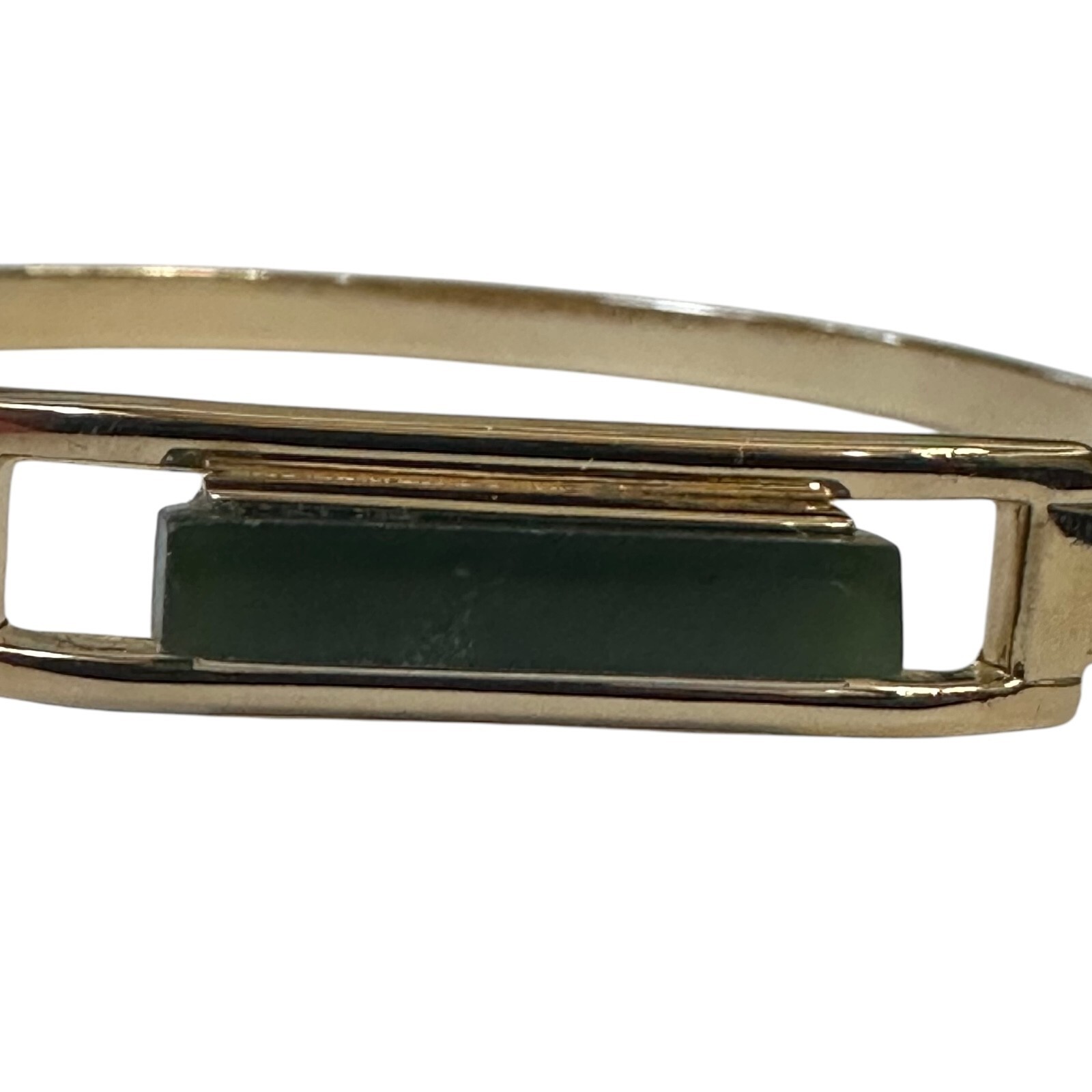 Vintage 1978 Avon Treasured Genuine Jade Bar Hinged Bangle Bracelet 6¼” Goldtone