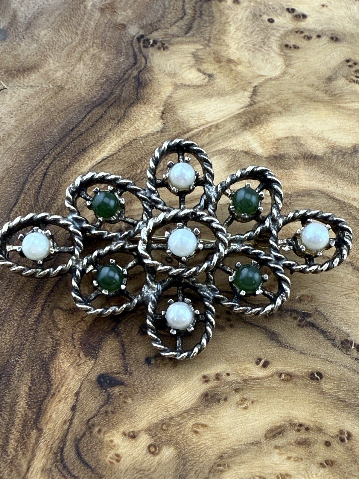 Vintage Wells Sterling Gold Vermeil Jade Pearl Brooch Signed Openwork 7.98g