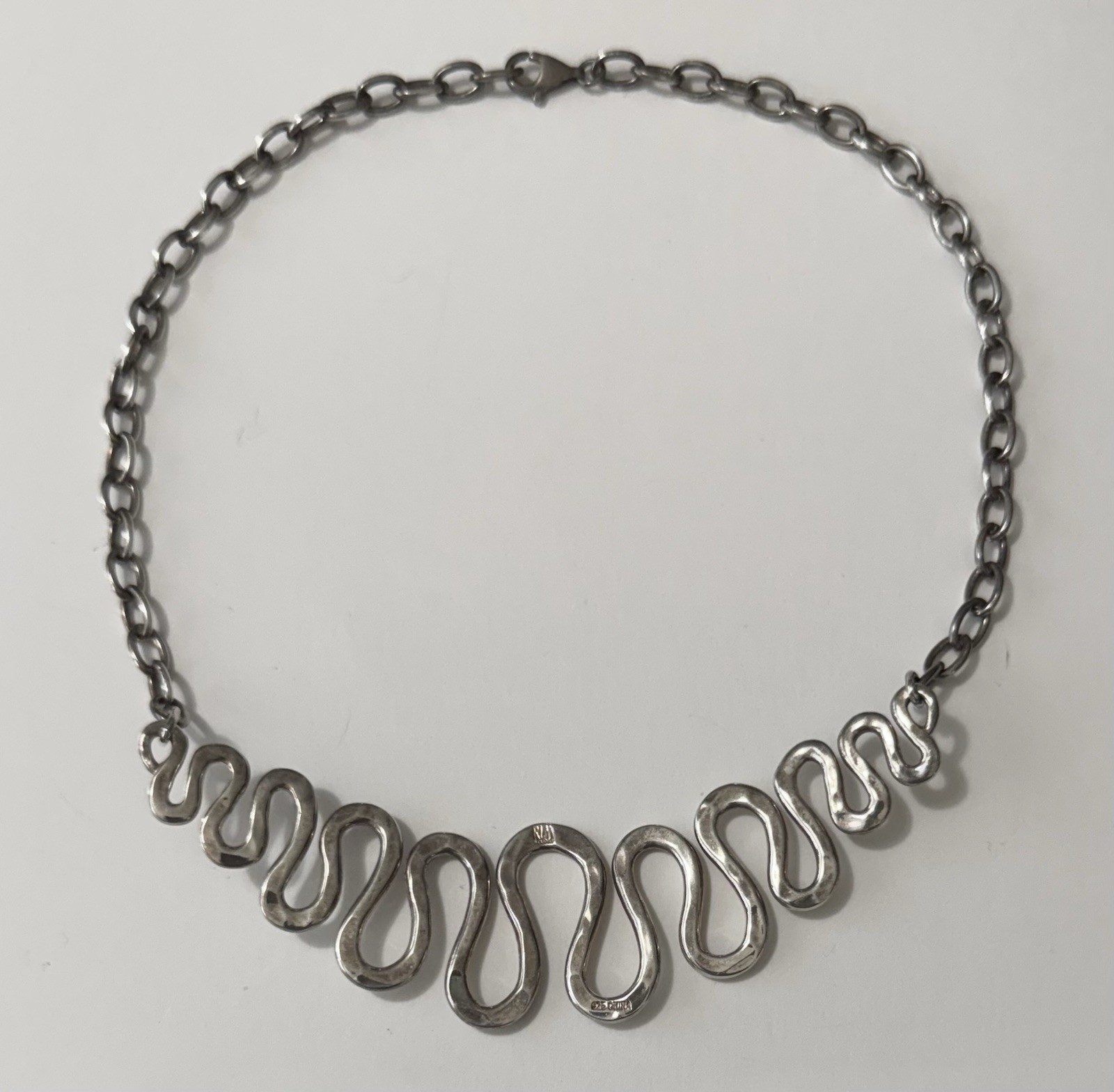 1990s Robert Lee Morris Sterling Silver Eternal Curve Modernist Necklace 17”~44g