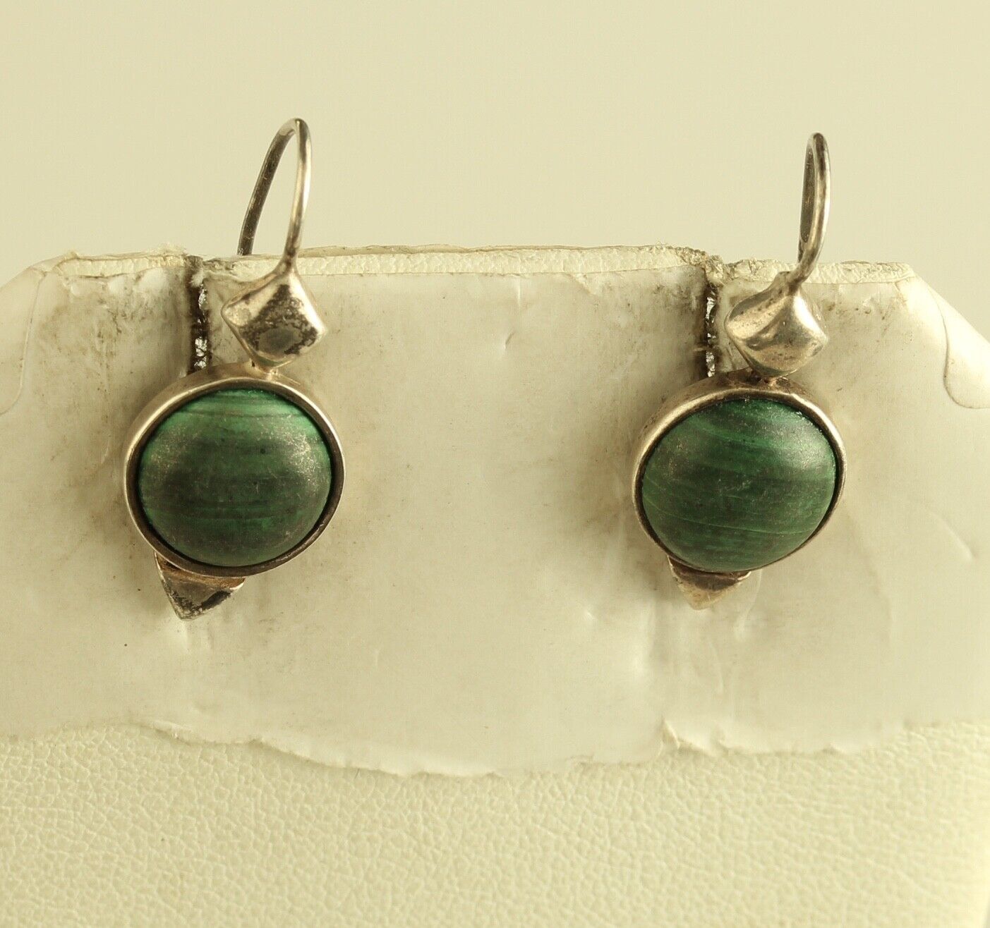 Vintage Sterling Silver malachite oval modernist hook earrings