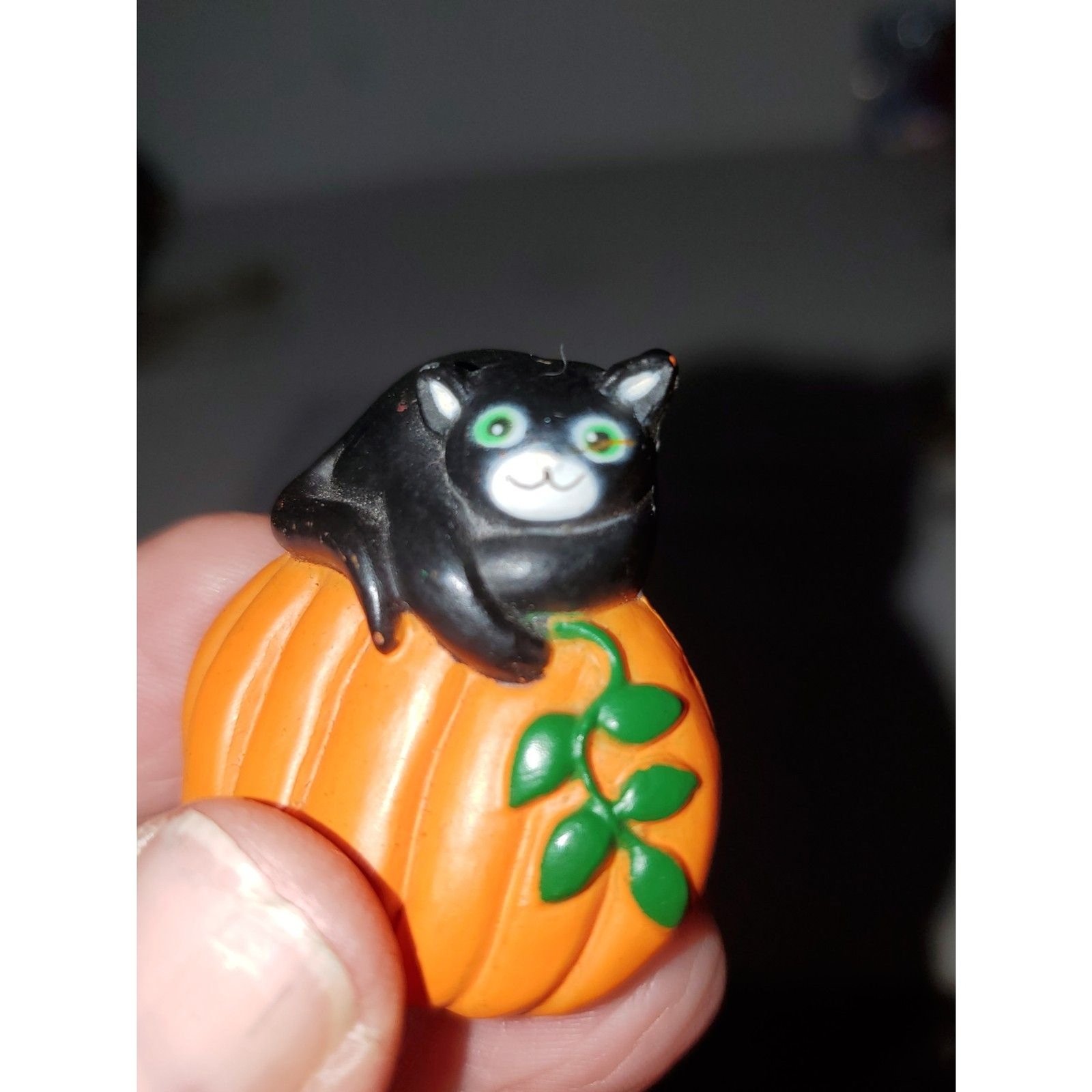 A Fun World Vintage Brooch Pin Black Cat on Pumpkin Halloween Fun Spooky