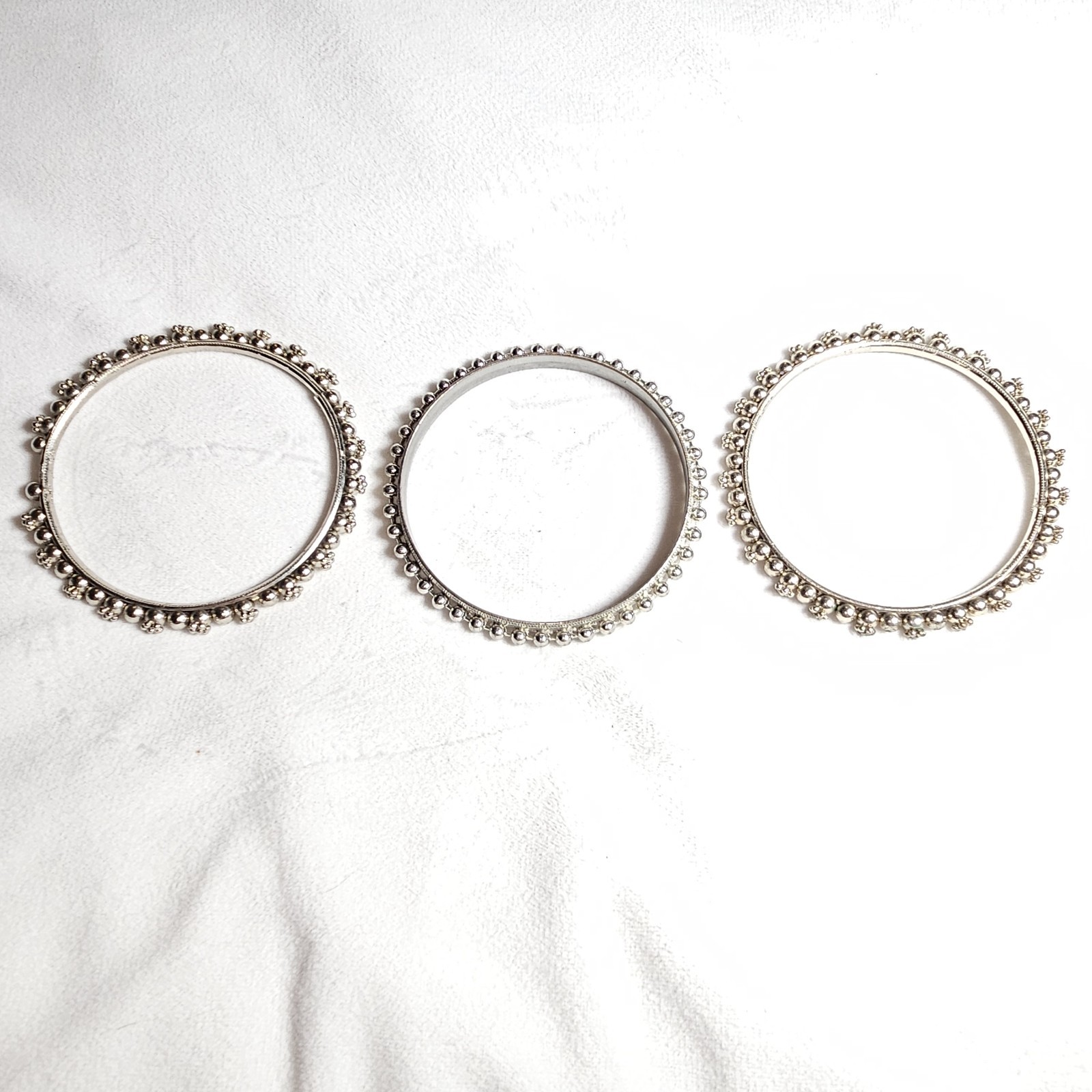 SET OF 3 Vintage Rajasthani Style BANGLE BRACELET Beaded Tribal Silvertone 8.25″