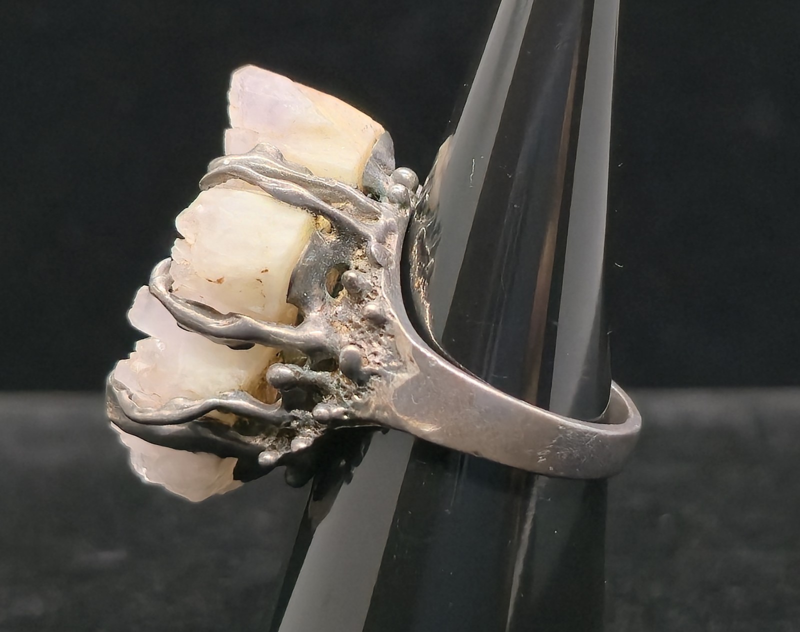 Vtg Brutalist Sterling Silver Pale Lilac Amethyst Geode Ring