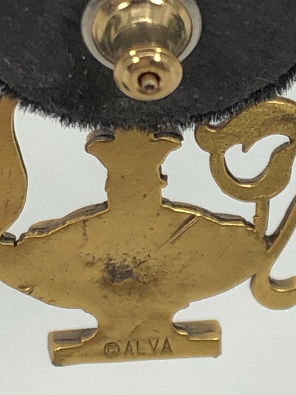 Vintage Alva Museum Replica Genie Lamp Gold Tone Pierced Earrings Dangle Kitsch