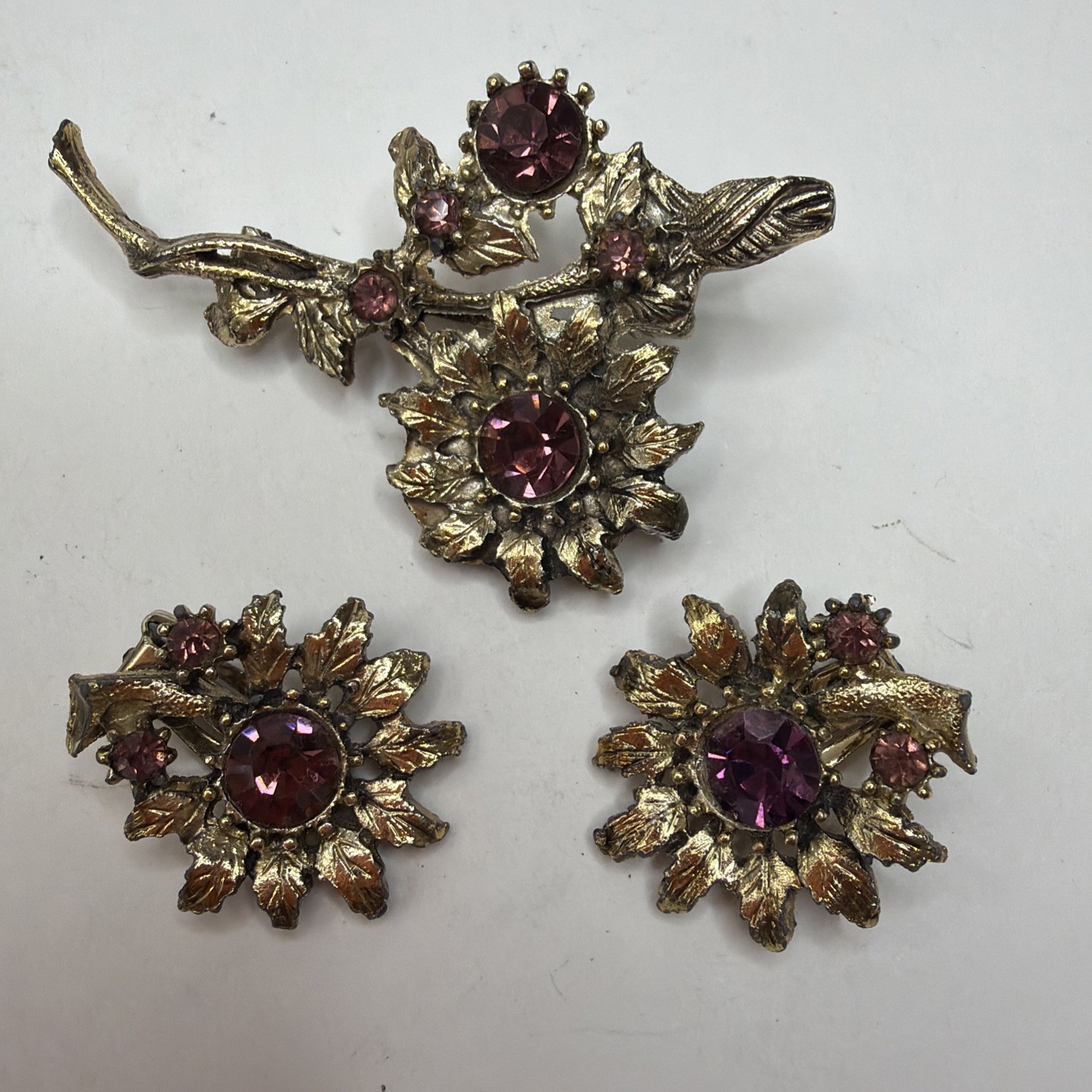 Vintage Floral Purple Rhinestone Brooch Pin And Clip On Earrings Set