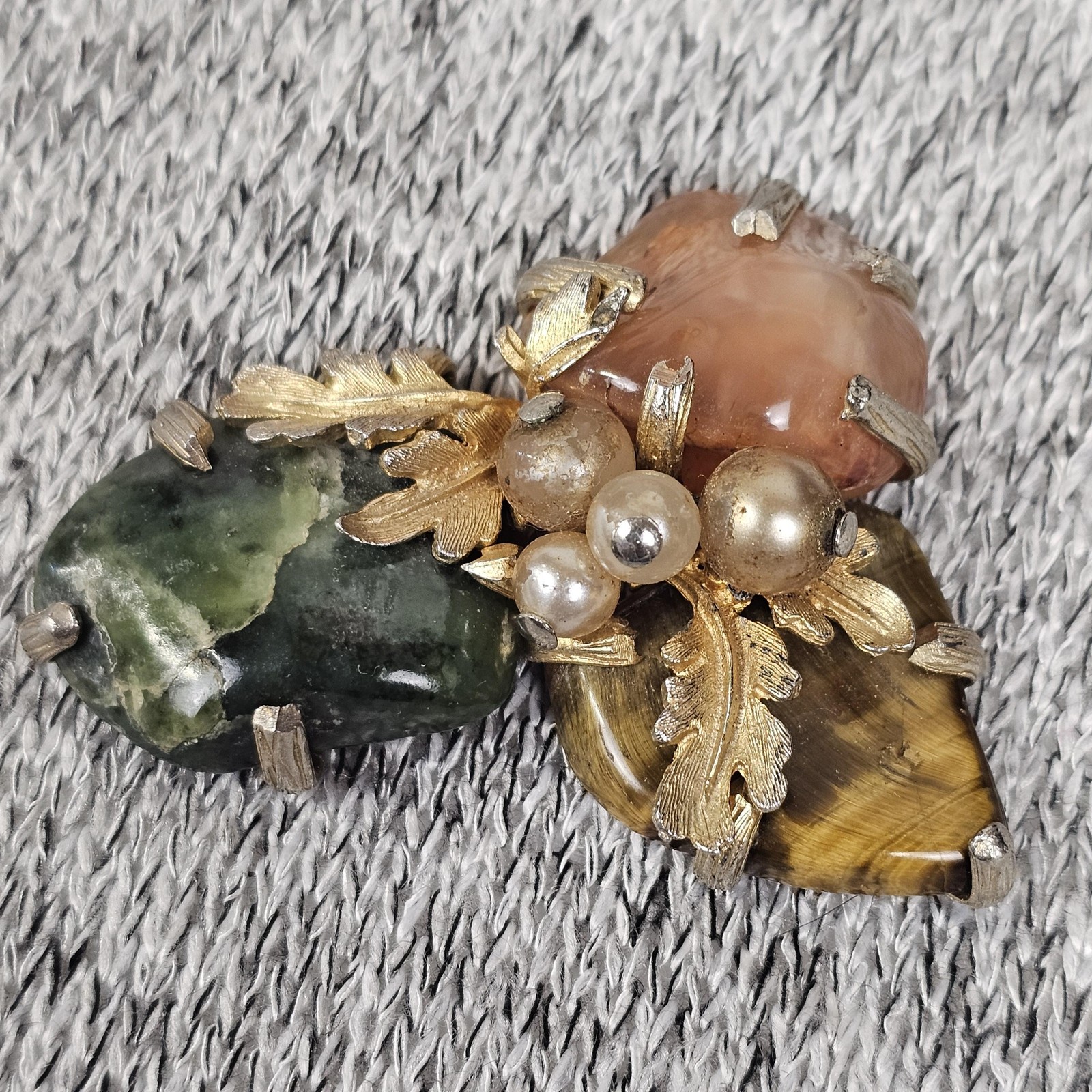Vintage Leaf Brooch Gold Tone Mixed Stones Pearls Jade Tiger Eye Agate Jewelry