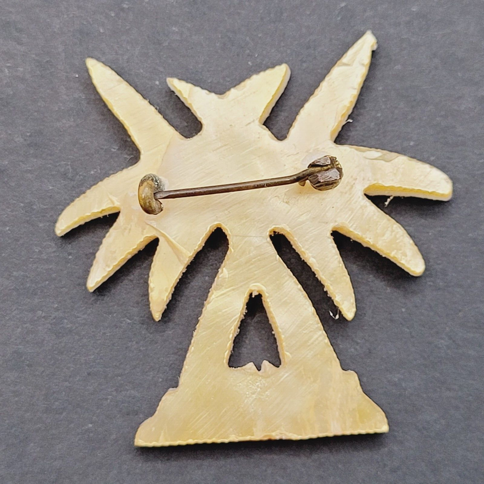 Palm Trees Carved MOP Mother of Pearl Shell Small Vintage Brooch Pin C Clasp