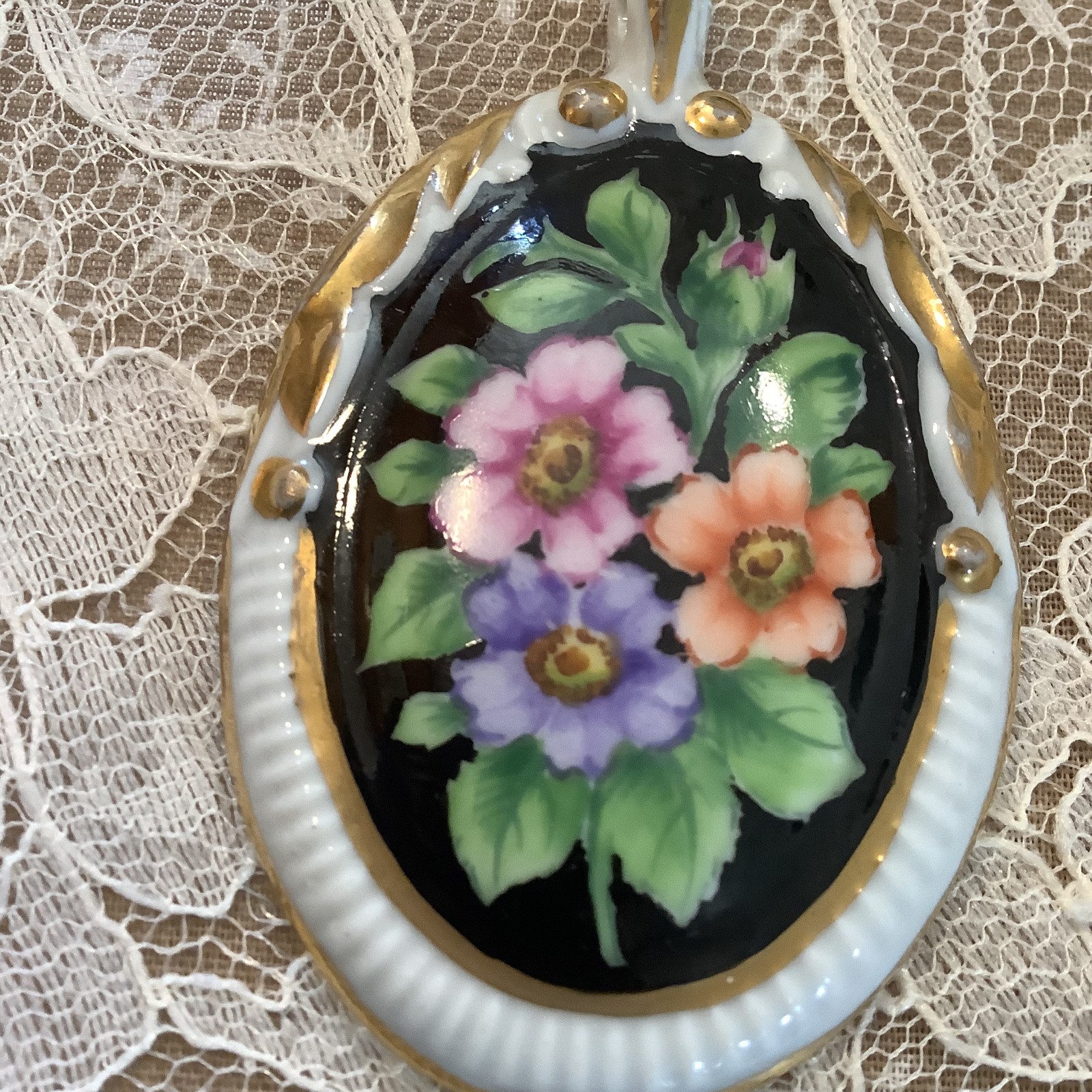 white black floral hand painted large porcelain vintage pendant 2.5″ victorian