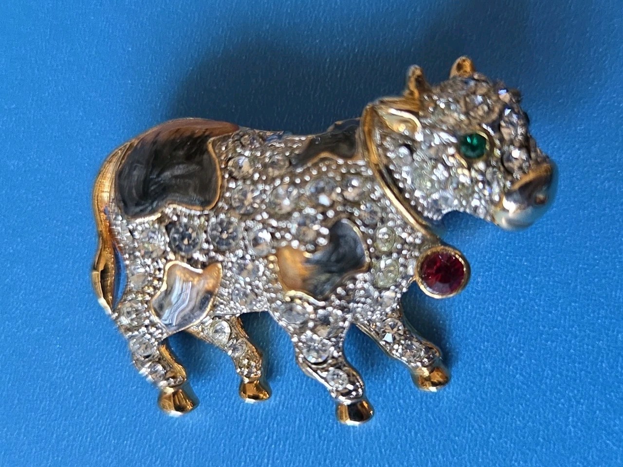 Vintage Cow~Bull Pin/Brooch~Clear, Green & Red Rhinestones & Enamel Goldtone Pin