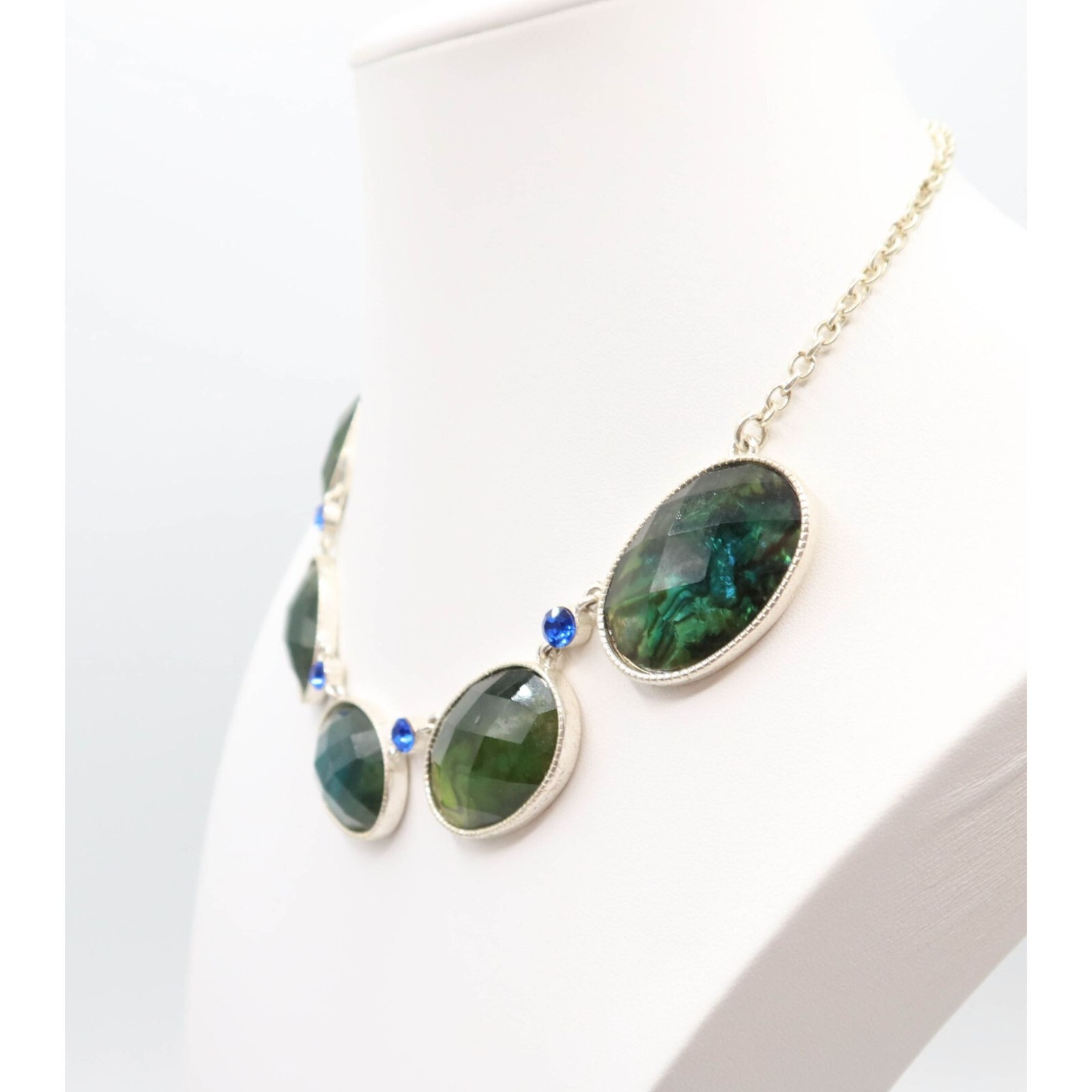 Silver Tone Blue Green Faceted Acrylic Stone Link Choker Necklace Unsigned 18.5″