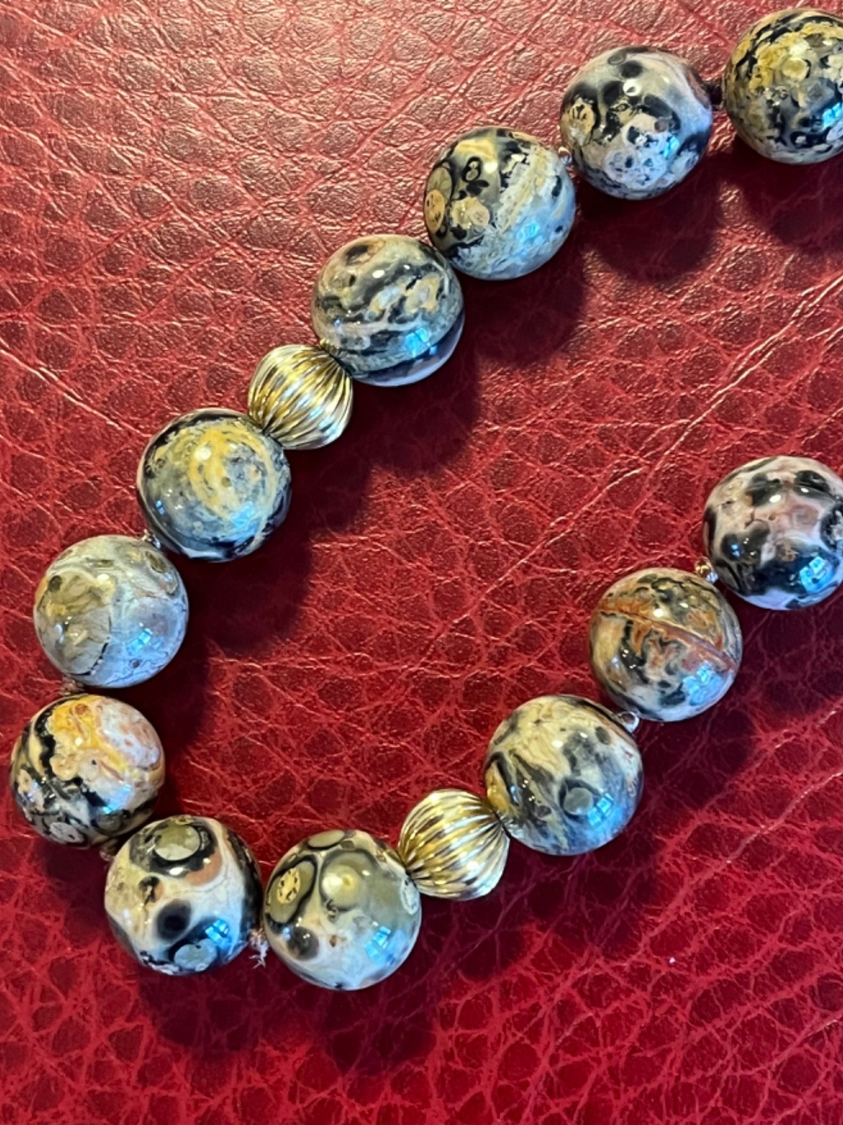 Stunning Heavy Knotted 34″ VTG Leopard Jasper w/ Goldtone Spacers. No Clasp