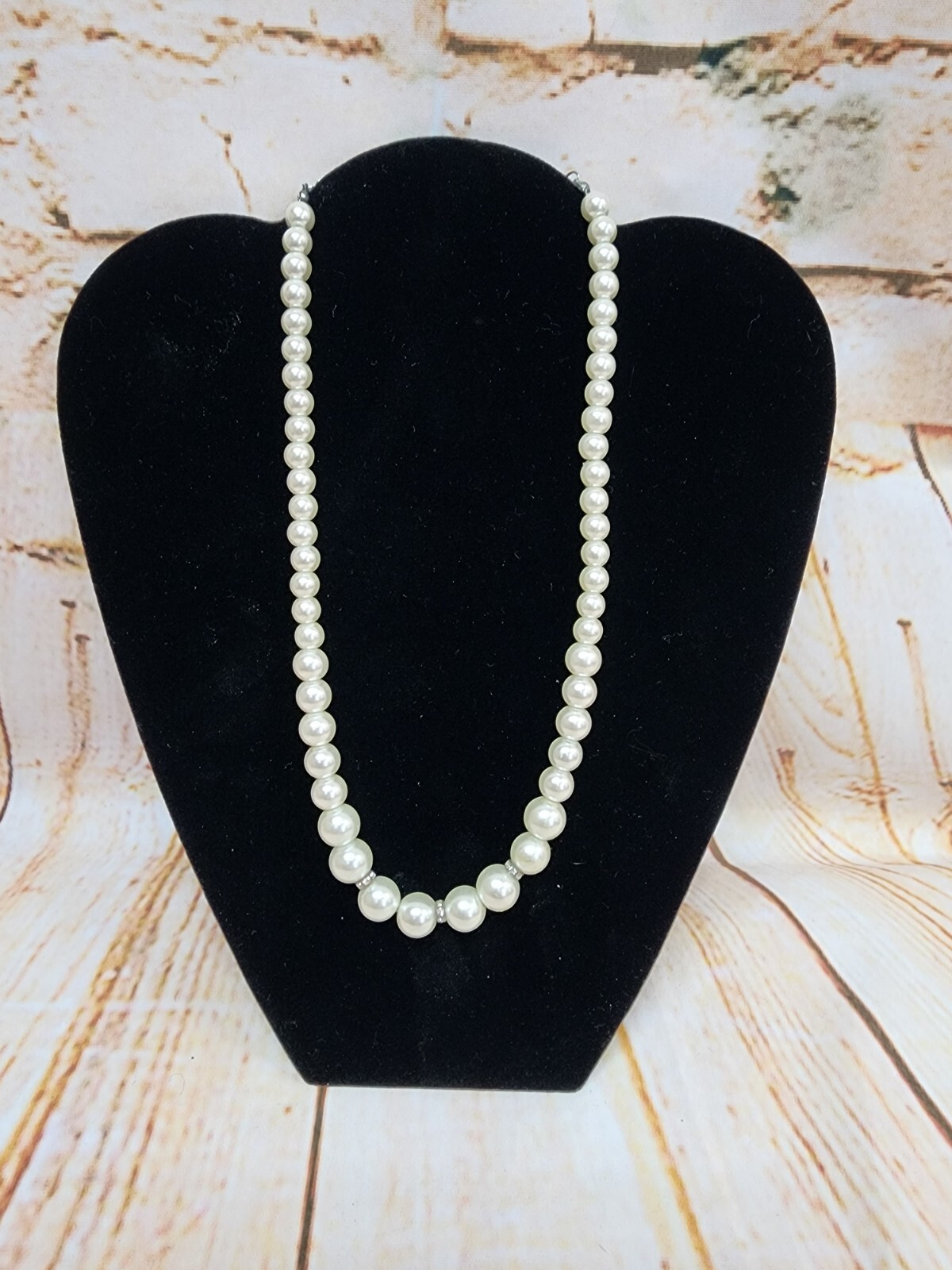 Vintage Faux Pearl & Rhinestone Necklace Unsigned Silver Tone Lobster Claw Clasp
