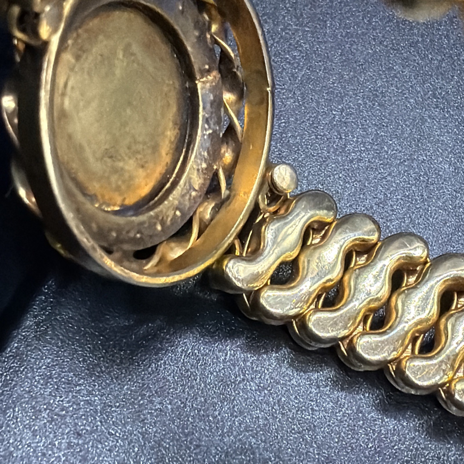 Antique DFB Co Carmen BLK Onyx Sweetheart Locket Expansion Bracelet Exceptional