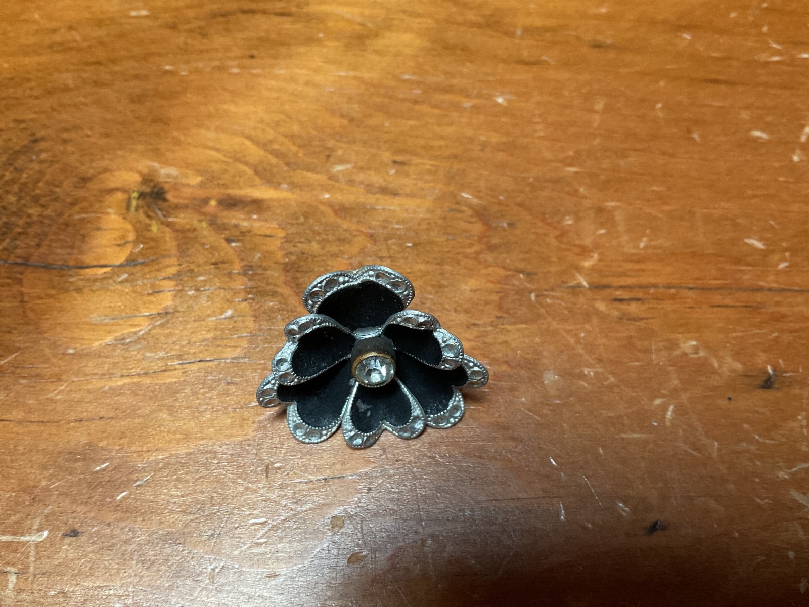 VTG Eloxal aluminum pin & ear ring set black flower Gemany
