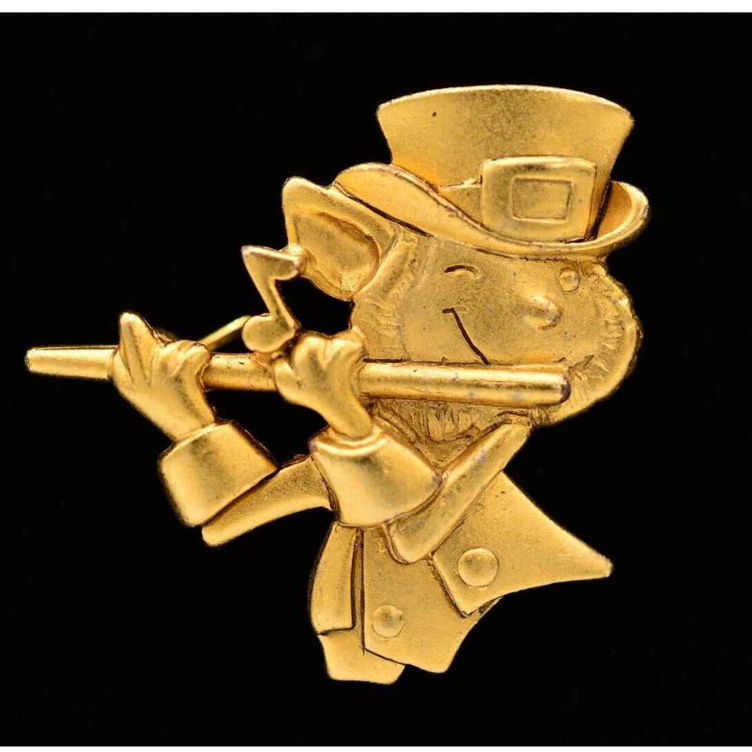 Vintage Lucky Leprechaun Pin Brooch Gold Flute St. Patrick’s Irish NOS 80s BinA6