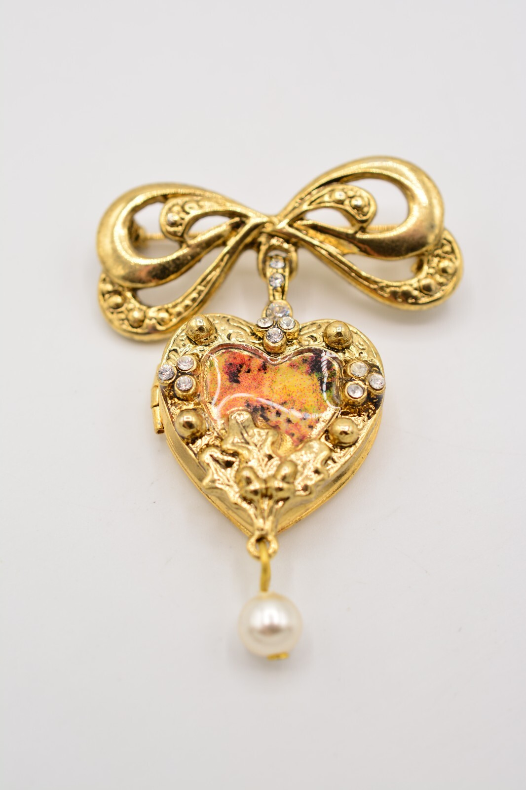 Vintage Heart Locket Pin Brooch Dangle Bow Enamel Cherub Angel Gold 1980s BinA12