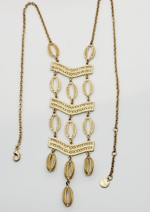 STELLA & DOT Kimberly Pendant Necklace Gold Tone Statement