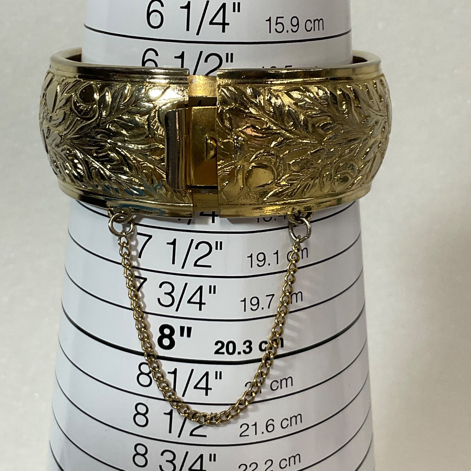 Vintage Coro Gold Tone Hinged Bangle Bracelet 7.25in Floral Engraved SafetyChain