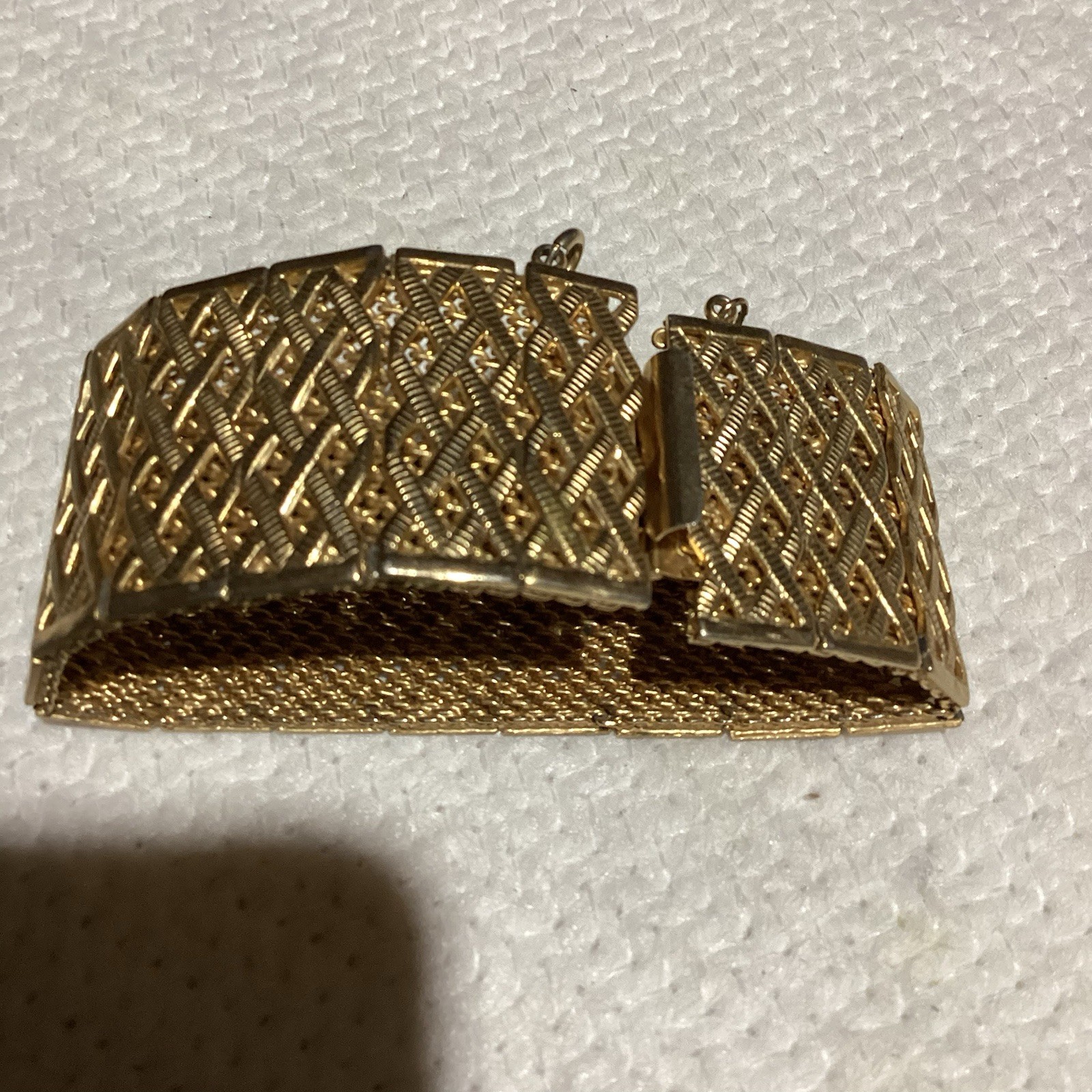 Vintage Wide Gold Tone Unsigned Panel Bracelet 7 3/4” Long