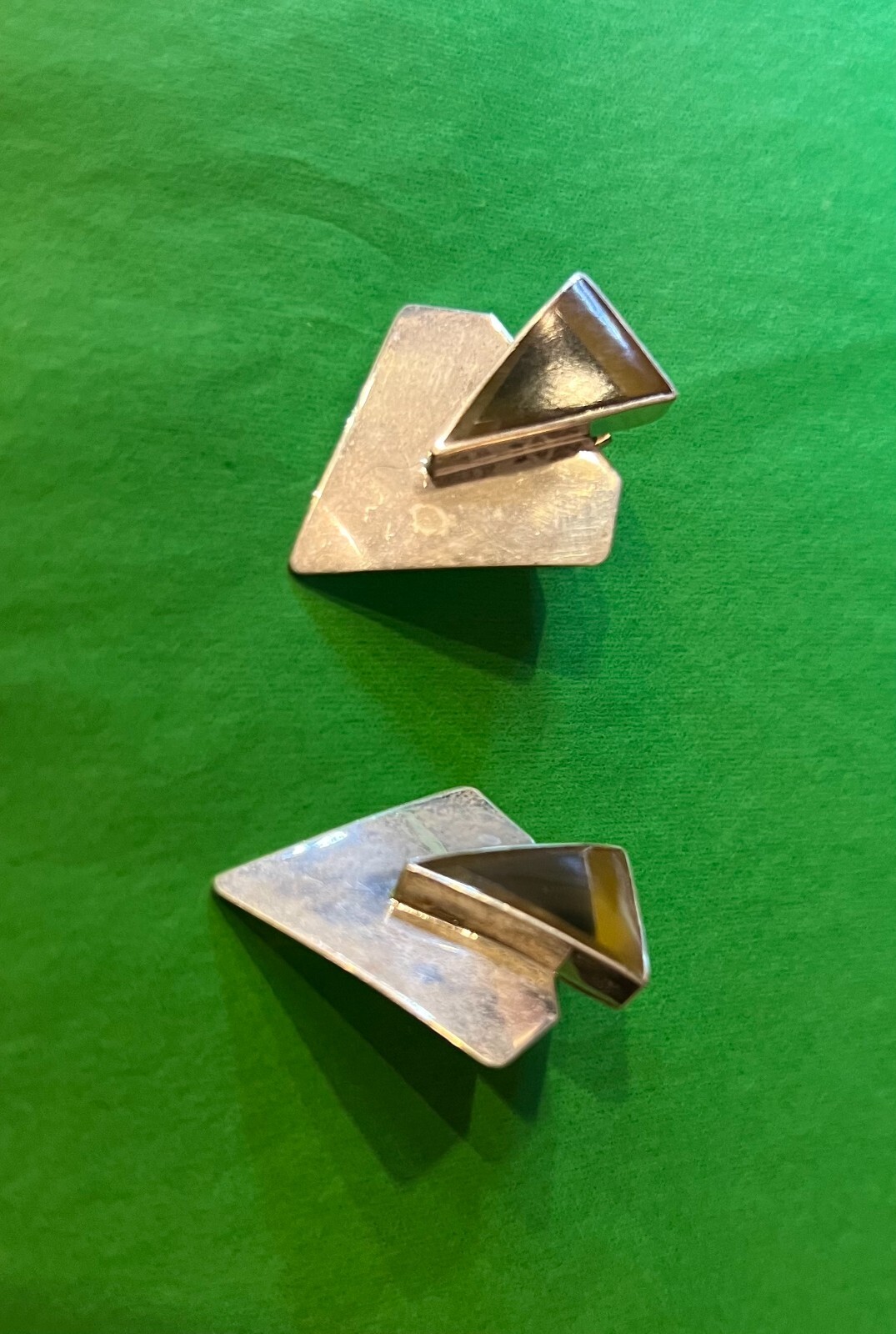 Vintage Peter Vadja Signed Sterling Silver MCM Arrowhead Inlaid Earrings