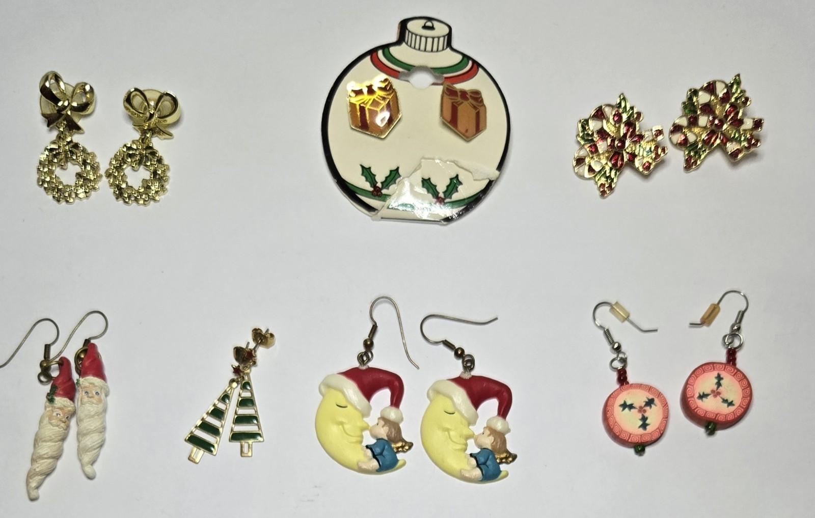 1980s Assorted Christmas Holiday Collectible Earrings Set Vintage Lot Of 7