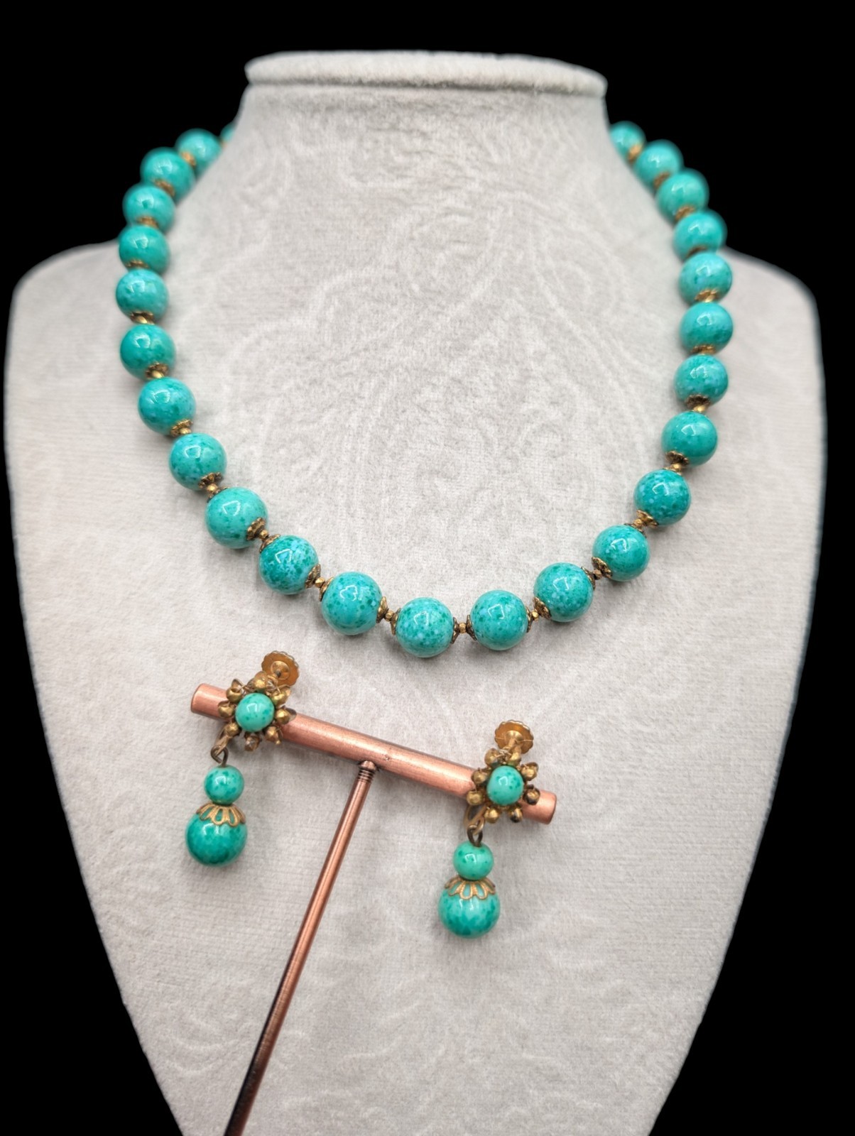 MIRIAM HASKELL Green Speckled Peking Faux Jade Glass Bead Necklace Earrings Set